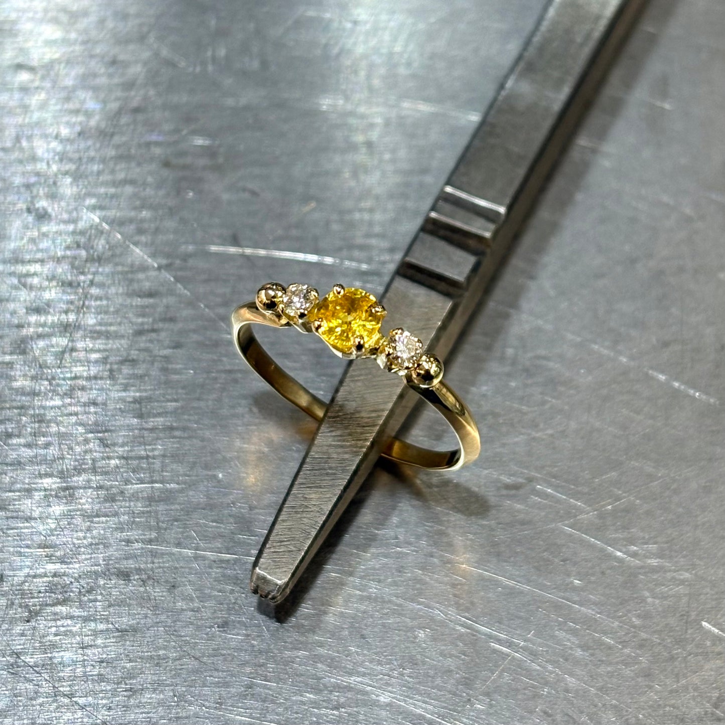 Bague Ponyo - Or Jaune 750 Saphir Jaune & Diamants