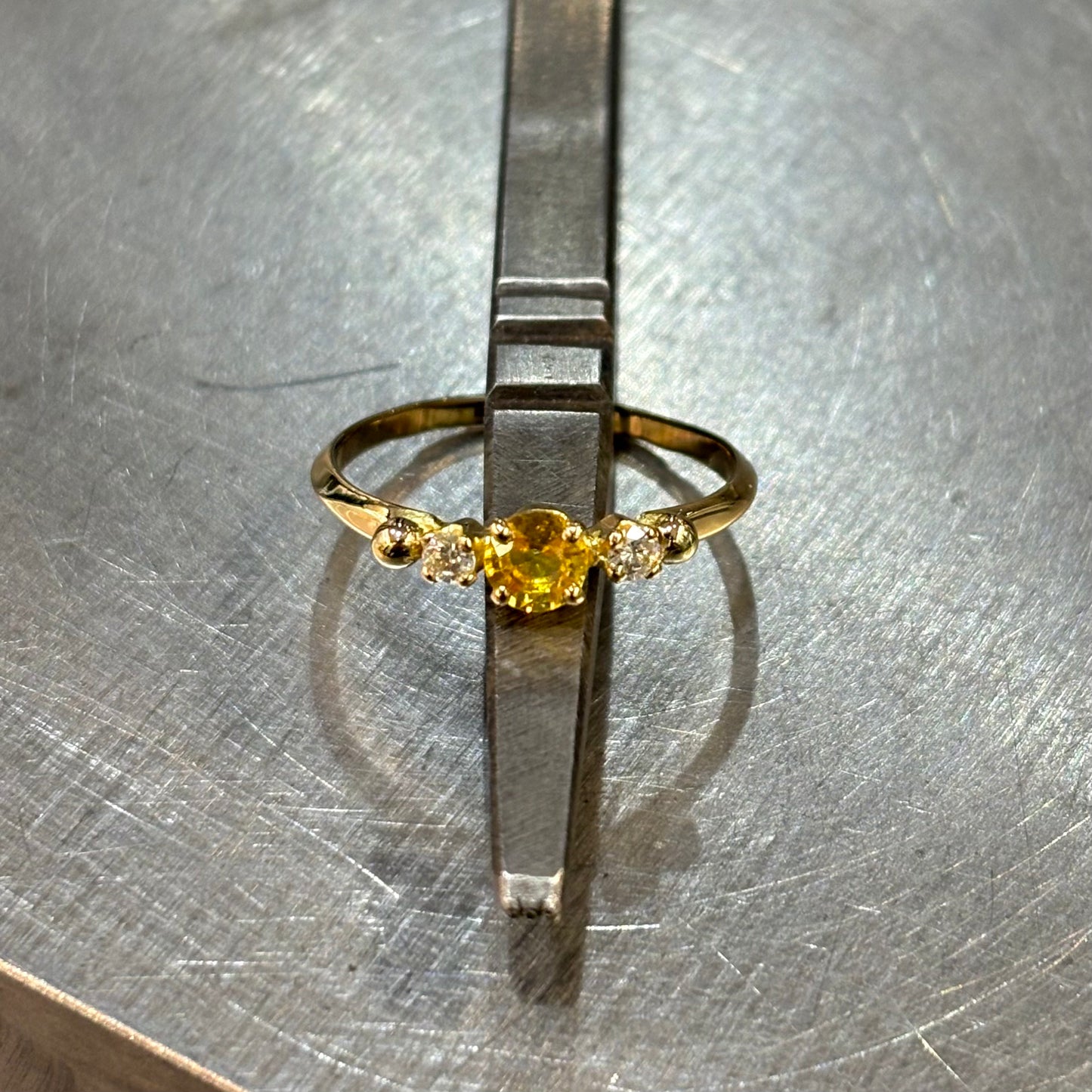 Bague Ponyo - Or Jaune 750 Saphir Jaune & Diamants