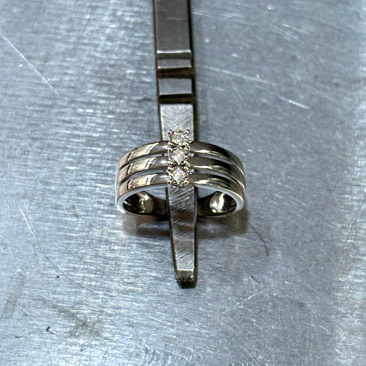 Bague Solitaire - Or Blanc 750 & Diamants