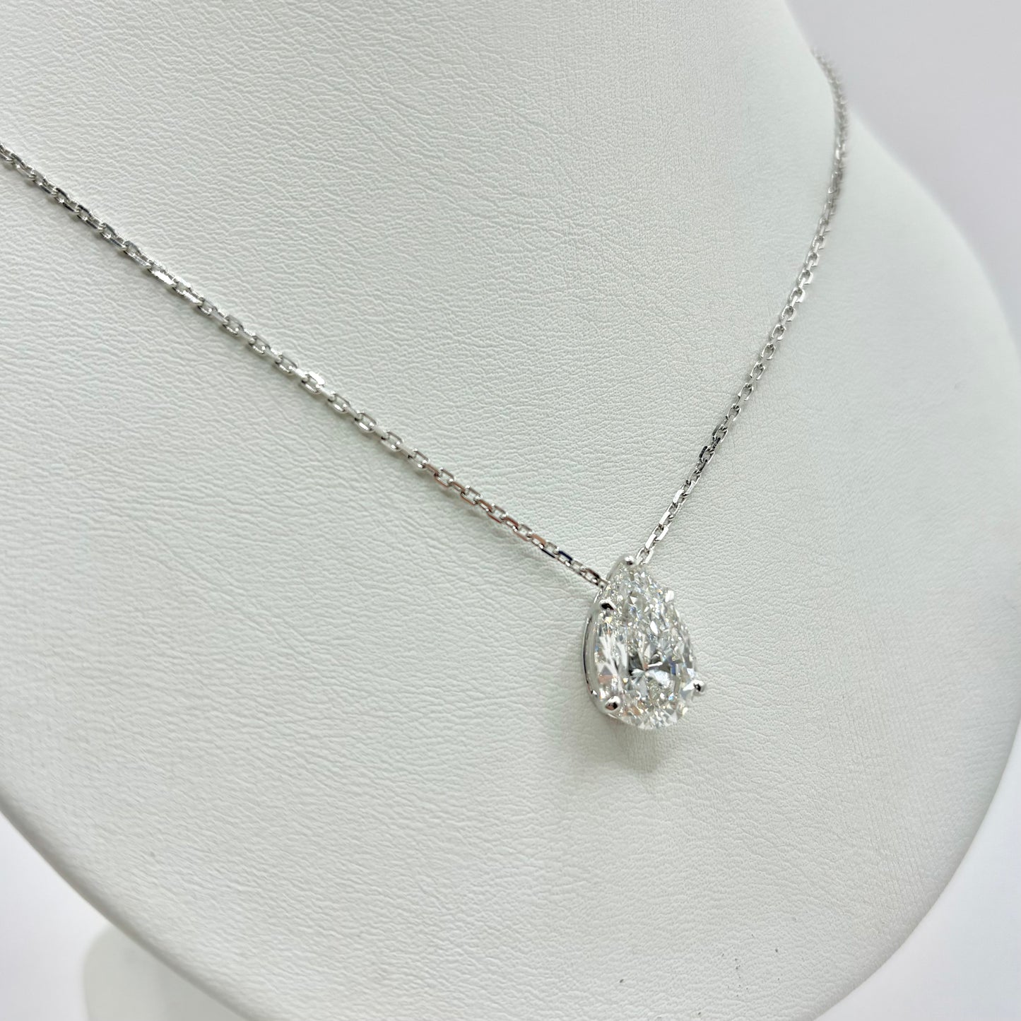 Collier Diamant - Or Blanc 750 & Diamant de Synthèse