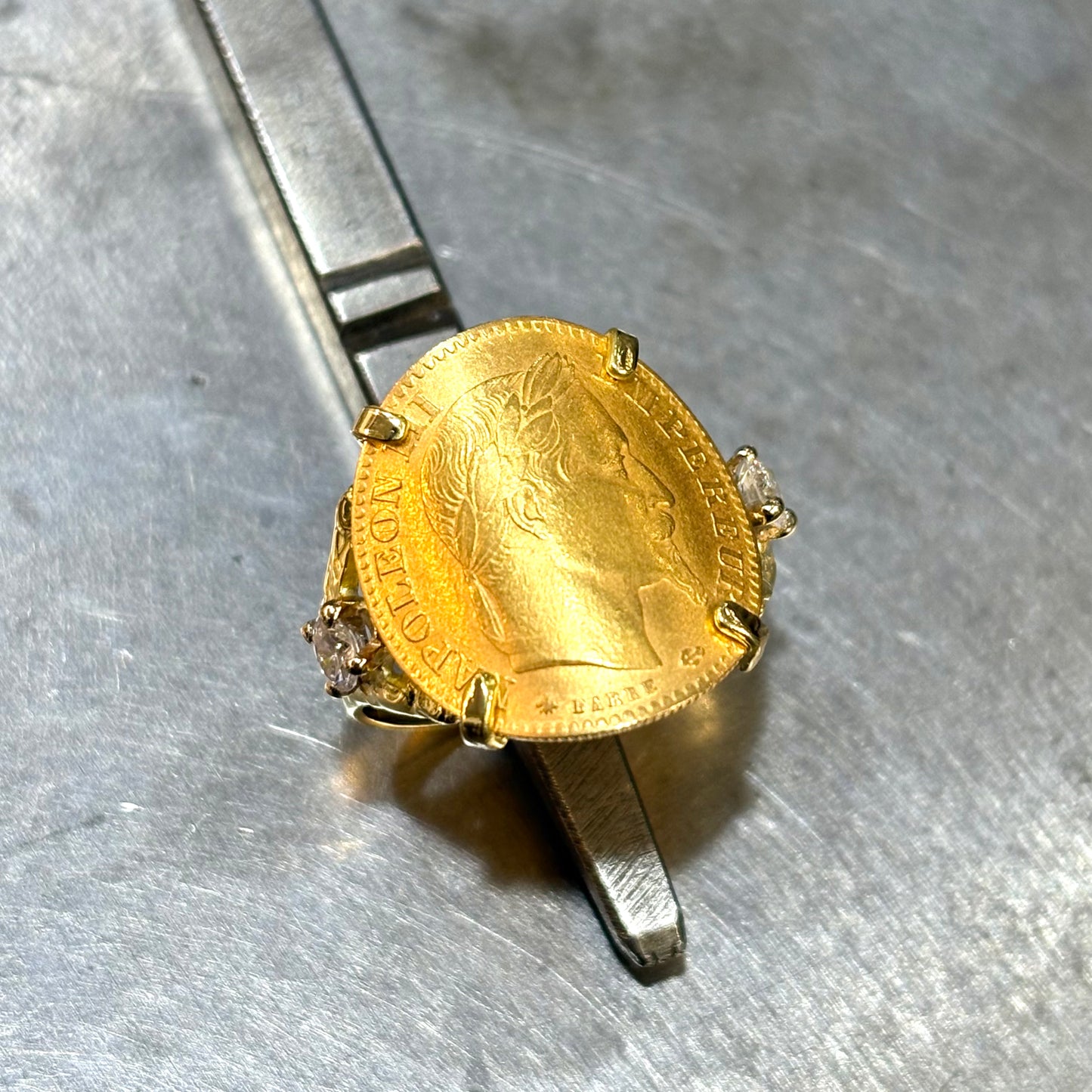 Bague Pièce - Or Jaune 750 & Pièce 10 Francs Napoléon & Diamants