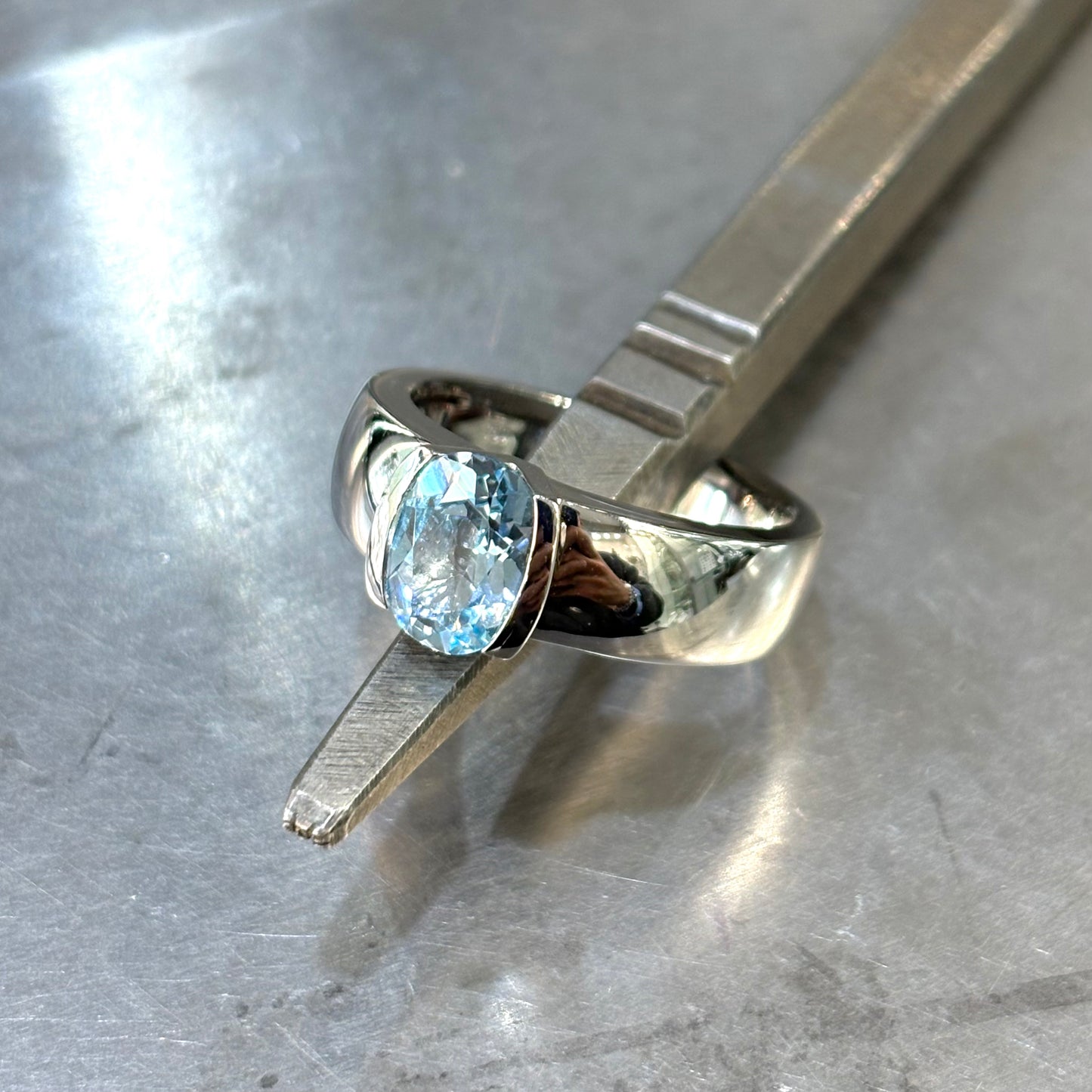 Bague Jonc - Or Blanc 750 Topaze & Diamant