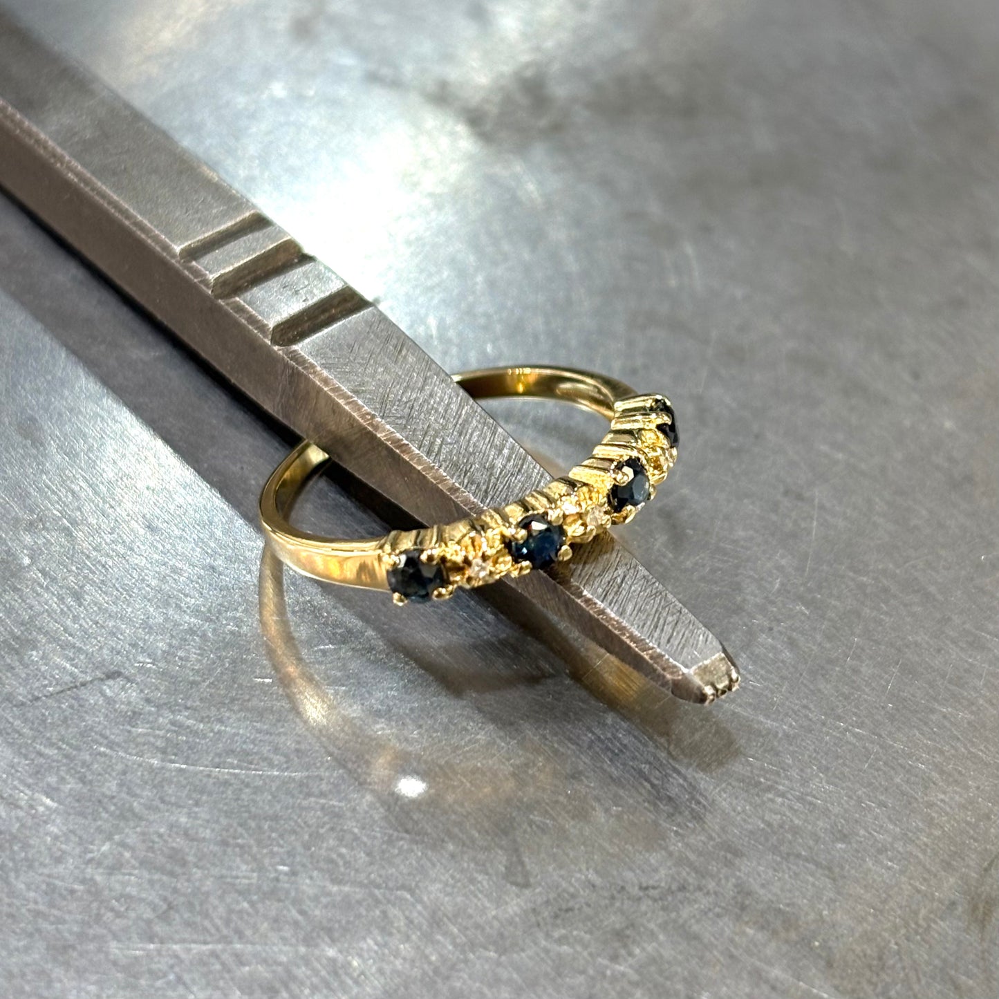 Bague Alliance - Or Jaune 750 Saphirs & Diamants