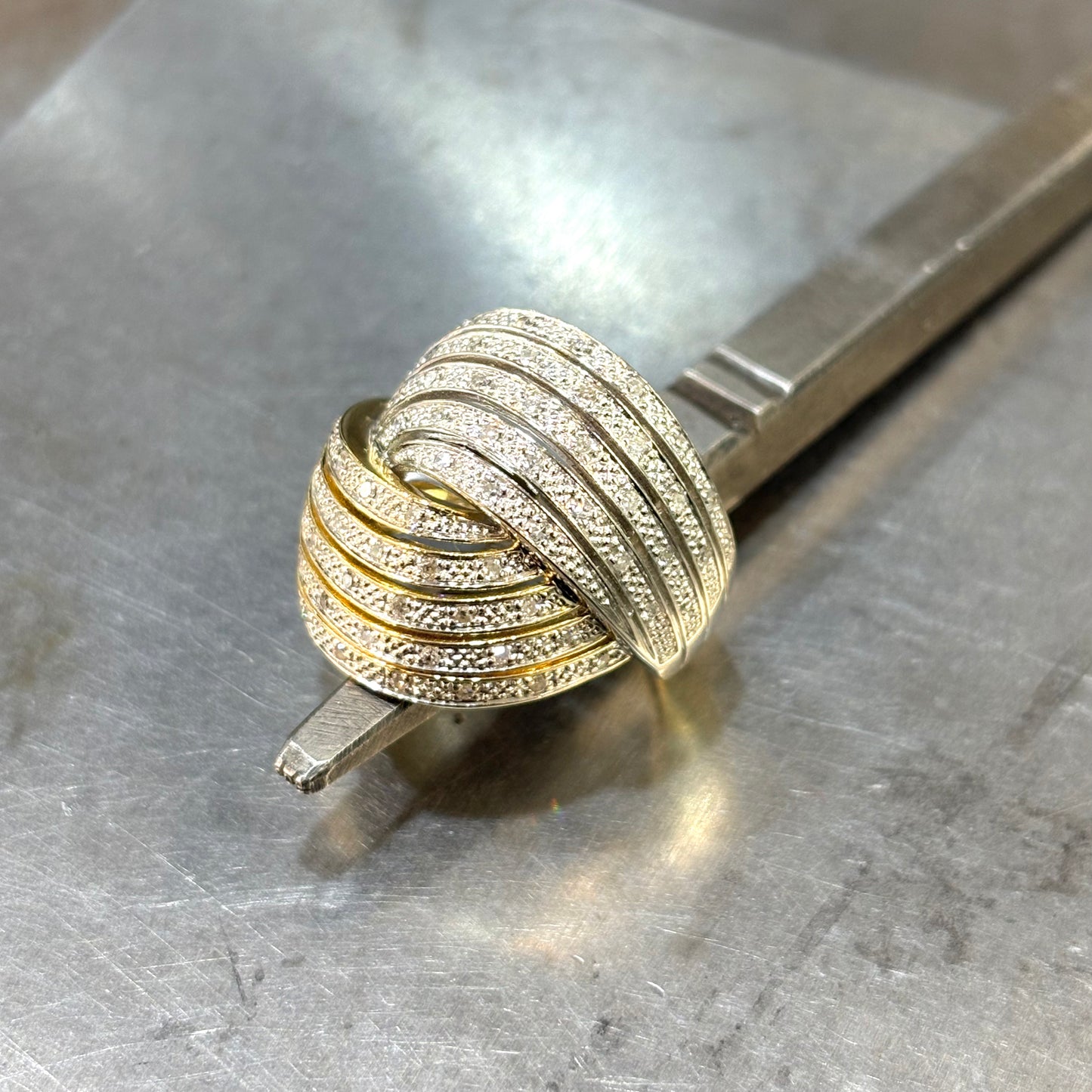 Bague Noeud - Or Jaune/ Blanc 750 & Diamants