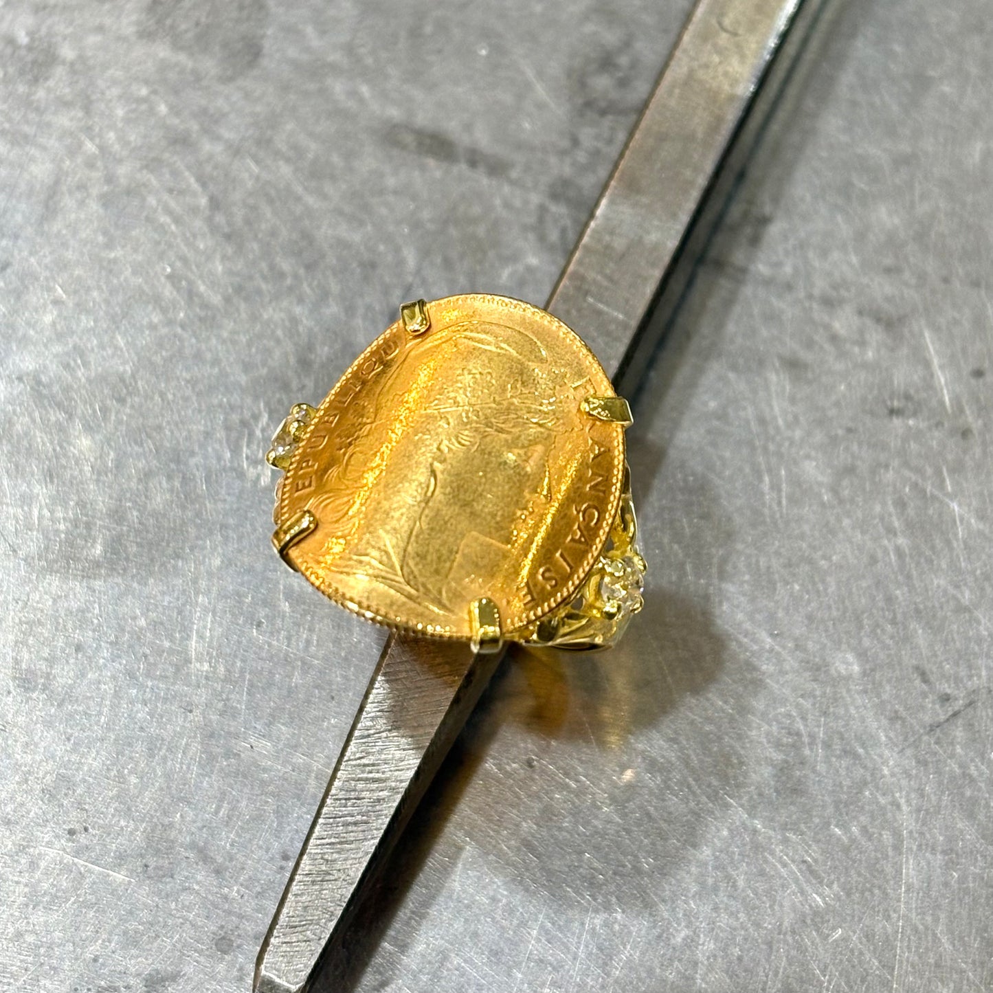 Bague Pièce - Or Jaune 750 & Pièce 10 Marianne Coq & Diamants