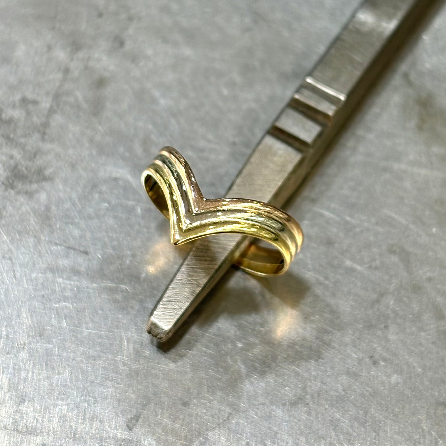 Bague V - Or Jaune/Rose/Blanc 750