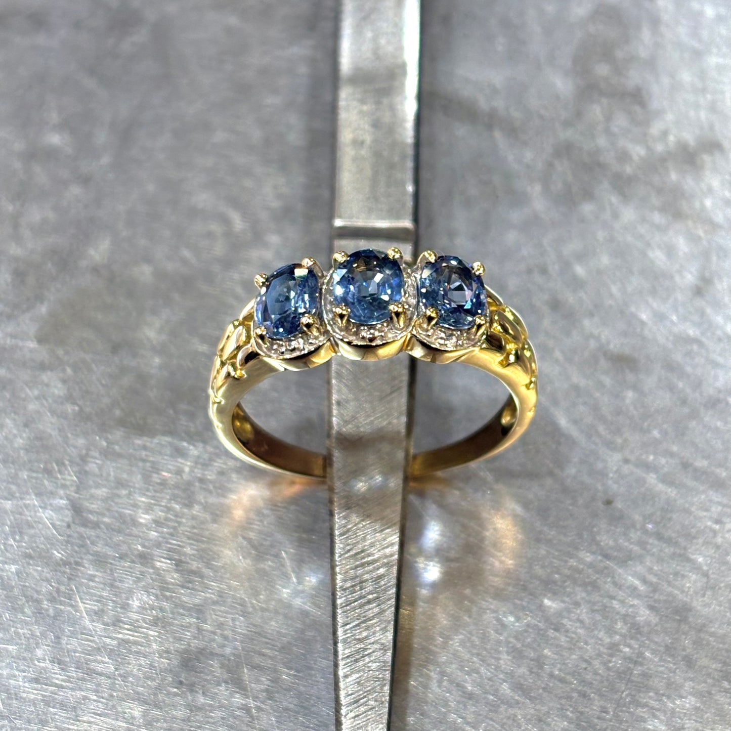 Bague Trilogie - Or Jaune 750 & Saphirs