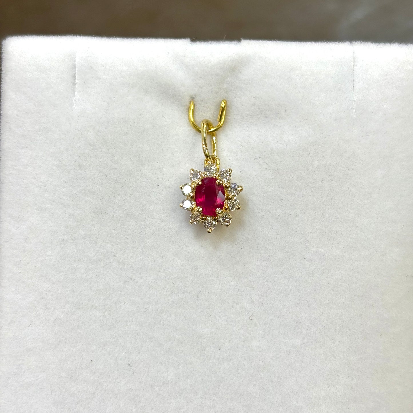 Pendentif Marguerite - Or Jaune 750 Rubis & Diamants