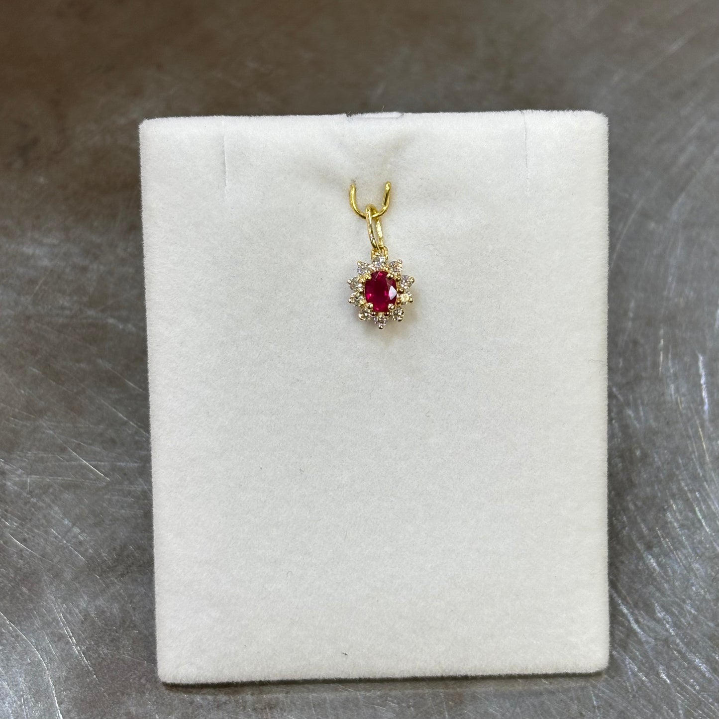 Pendentif Marguerite - Or Jaune 750 Rubis & Diamants