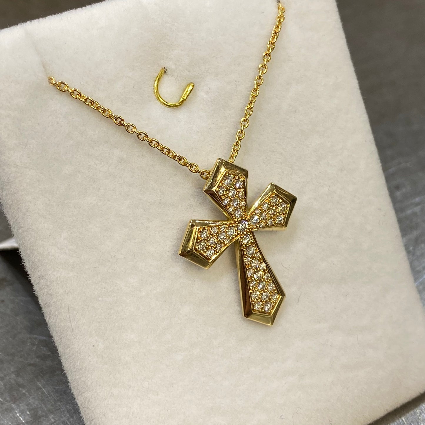 Collier Croix - Or Jaune 750 & Diamants Occasion