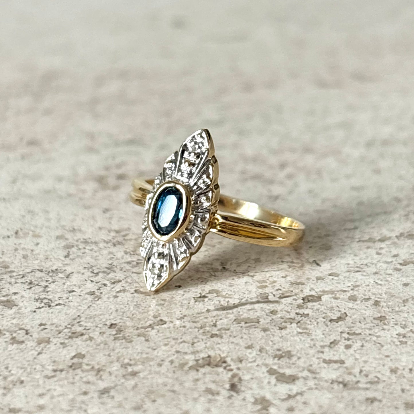 Bague Marquise Vintage - Or Jaune 750 Saphir & Diamants