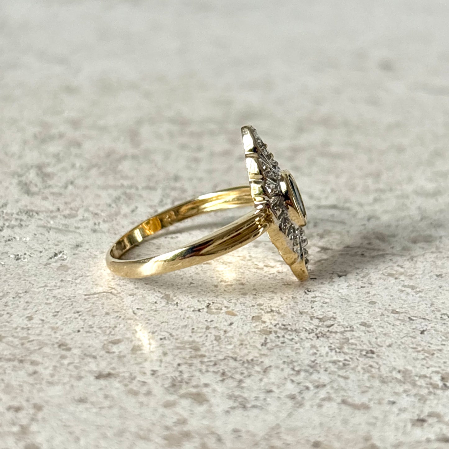 Bague Marquise Vintage - Or Jaune 750 Saphir & Diamants