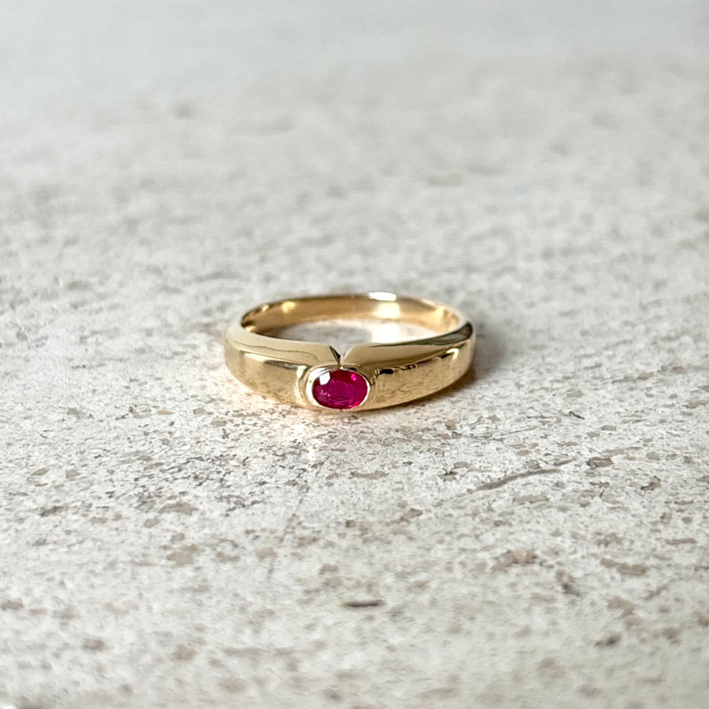 Bague Jonc - Or Jaune 750 & Rubis