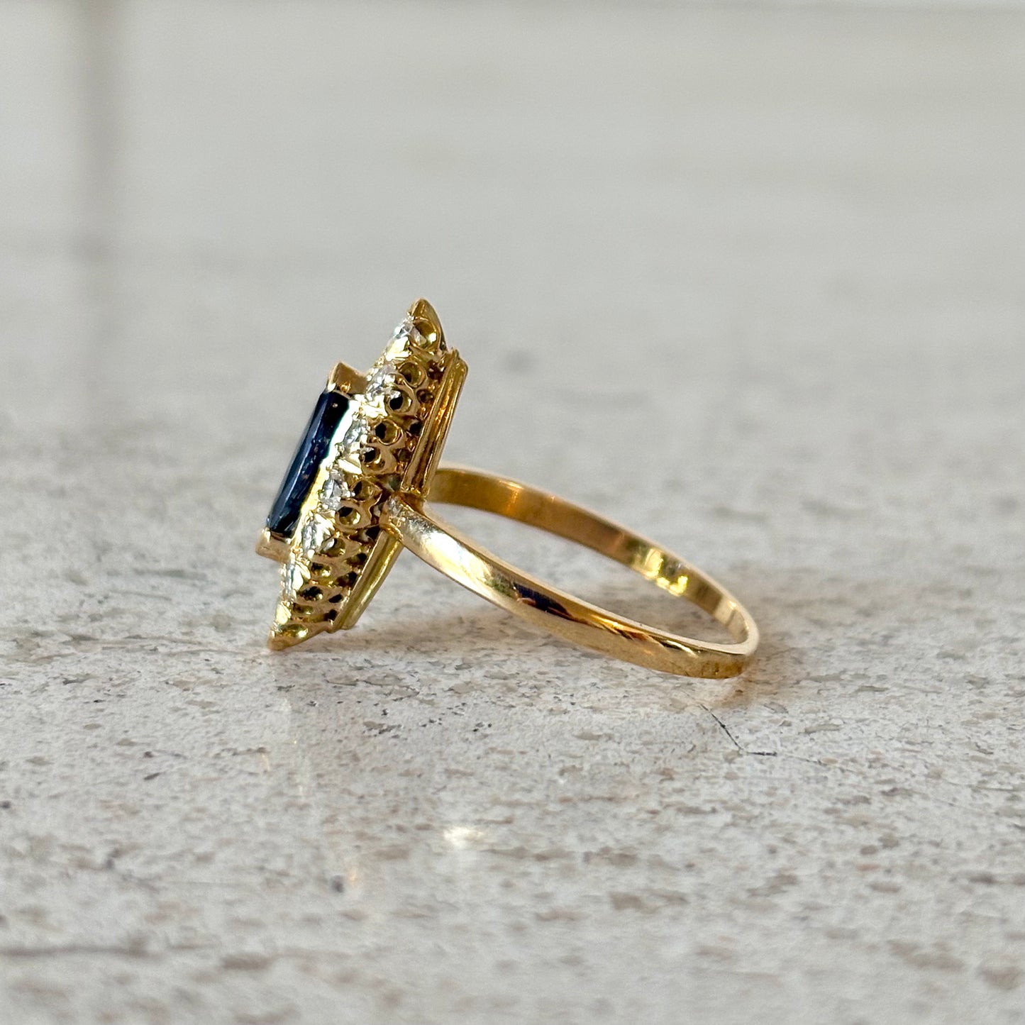 Bague Marquise Marguerite - Or Jaune 750 Saphir & Diamants