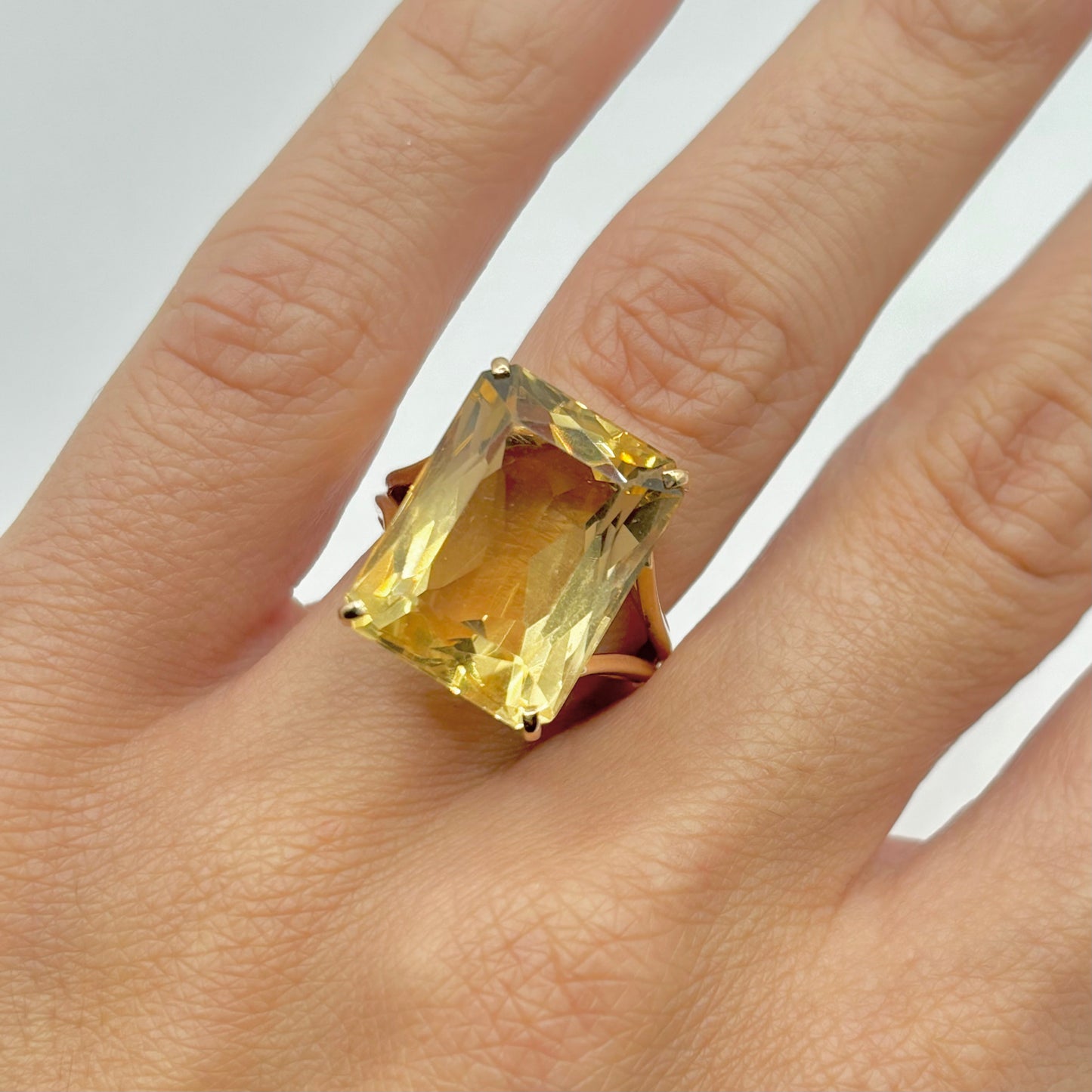 Cocktail Ring - 750 Yellow Gold &amp; Citrine