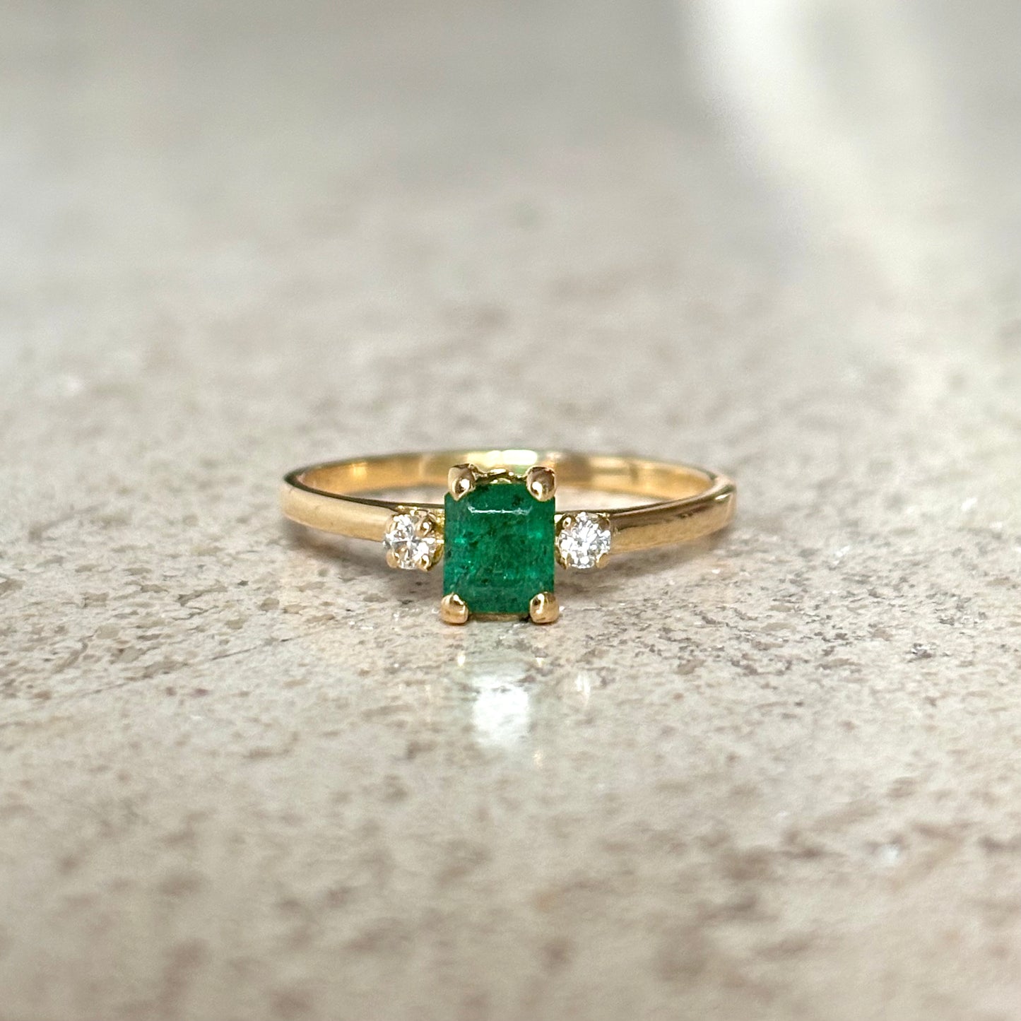 Bague Trilogie Vintage - Or Jaune 750 Émeraude & Diamants