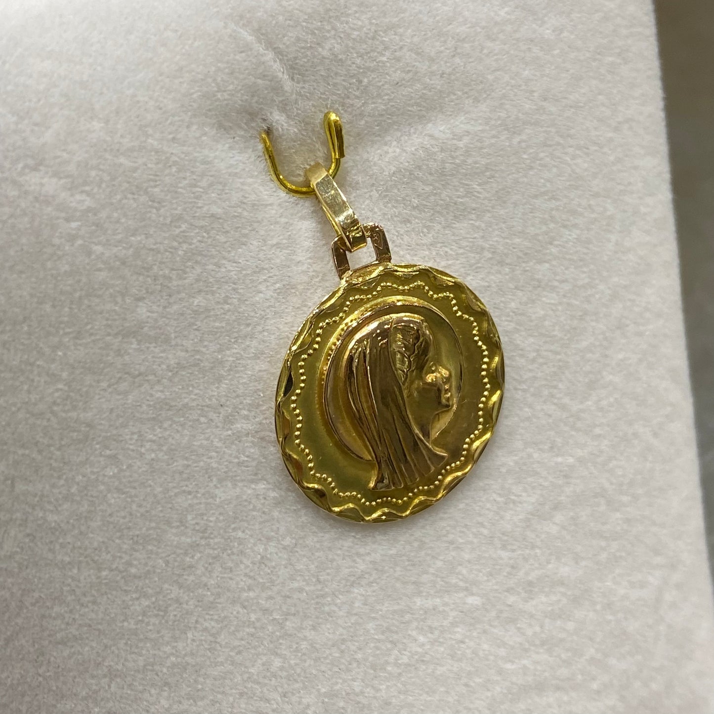 Pendentif Médaille Vierge - Or Jaune 750