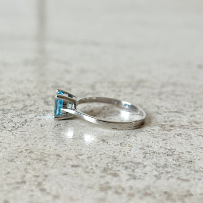 Bague - Or Blanc 750 Diamants & Aigue-Marine