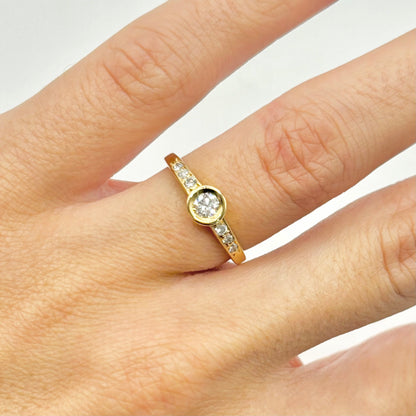 Ring - 750 Yellow Gold &amp; Diamonds 