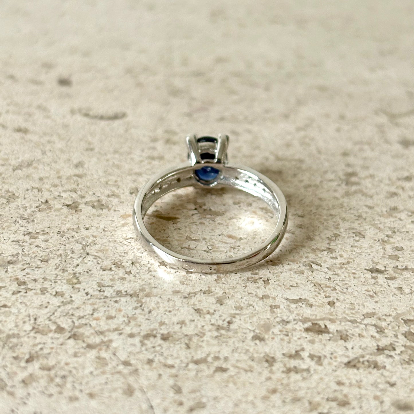 Bague Solitaire - Or Blanc 750 Saphir & Diamants