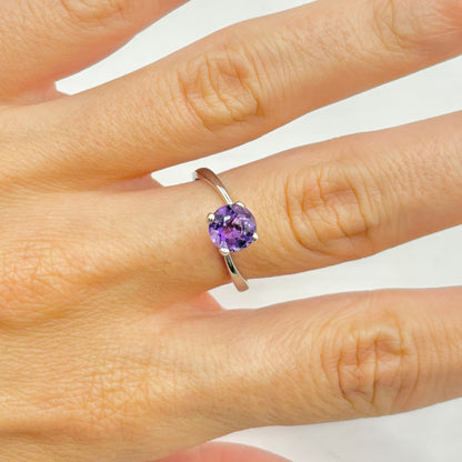 Ring - 750 White Gold &amp; Amethyst