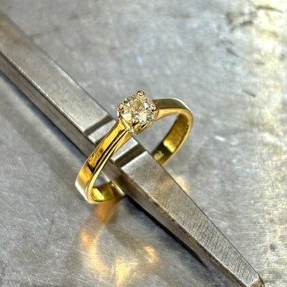 Bague Solitaire - Or Jaune 750 & Diamant