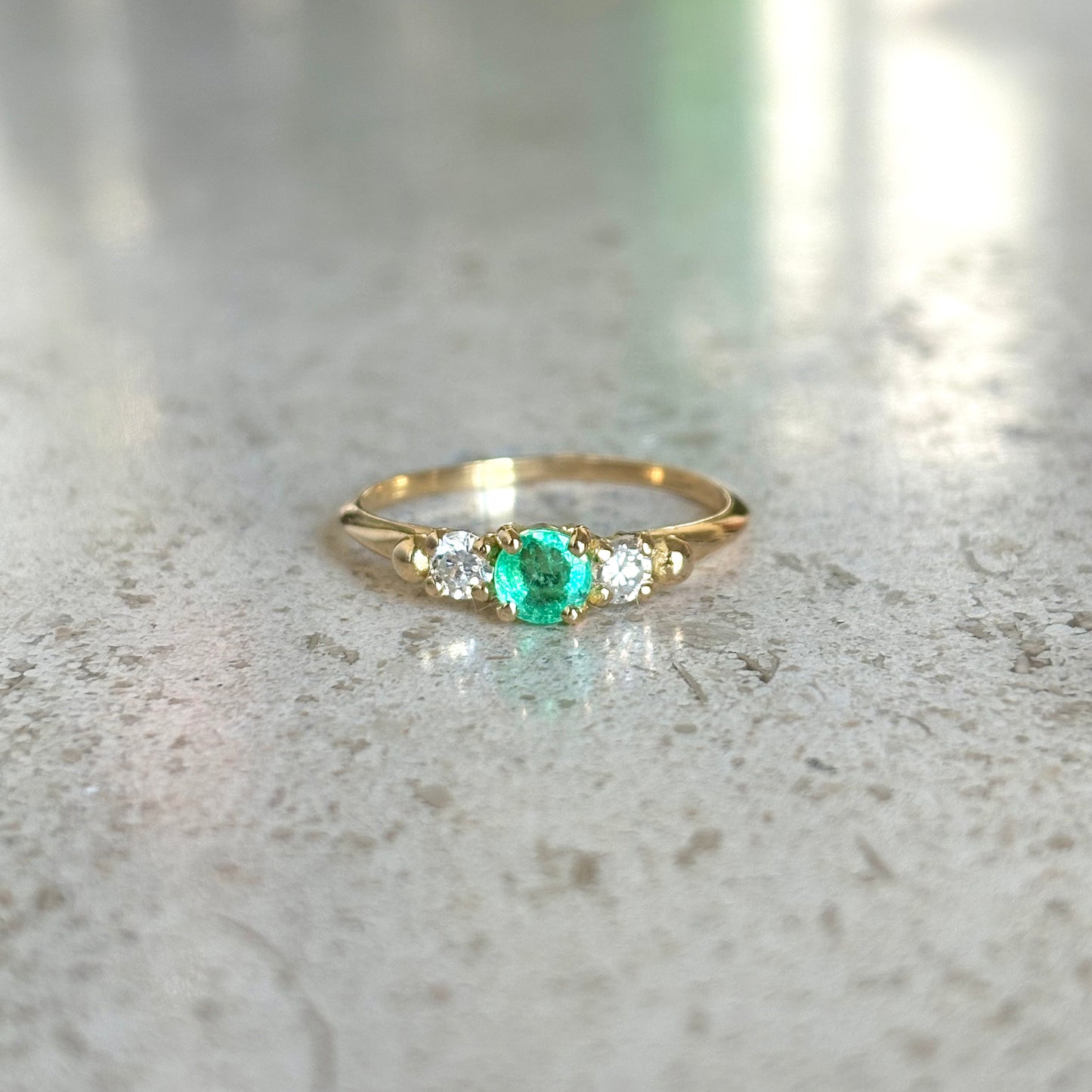 Bague Ponyo - Or Jaune 750 Émeraude & Diamants