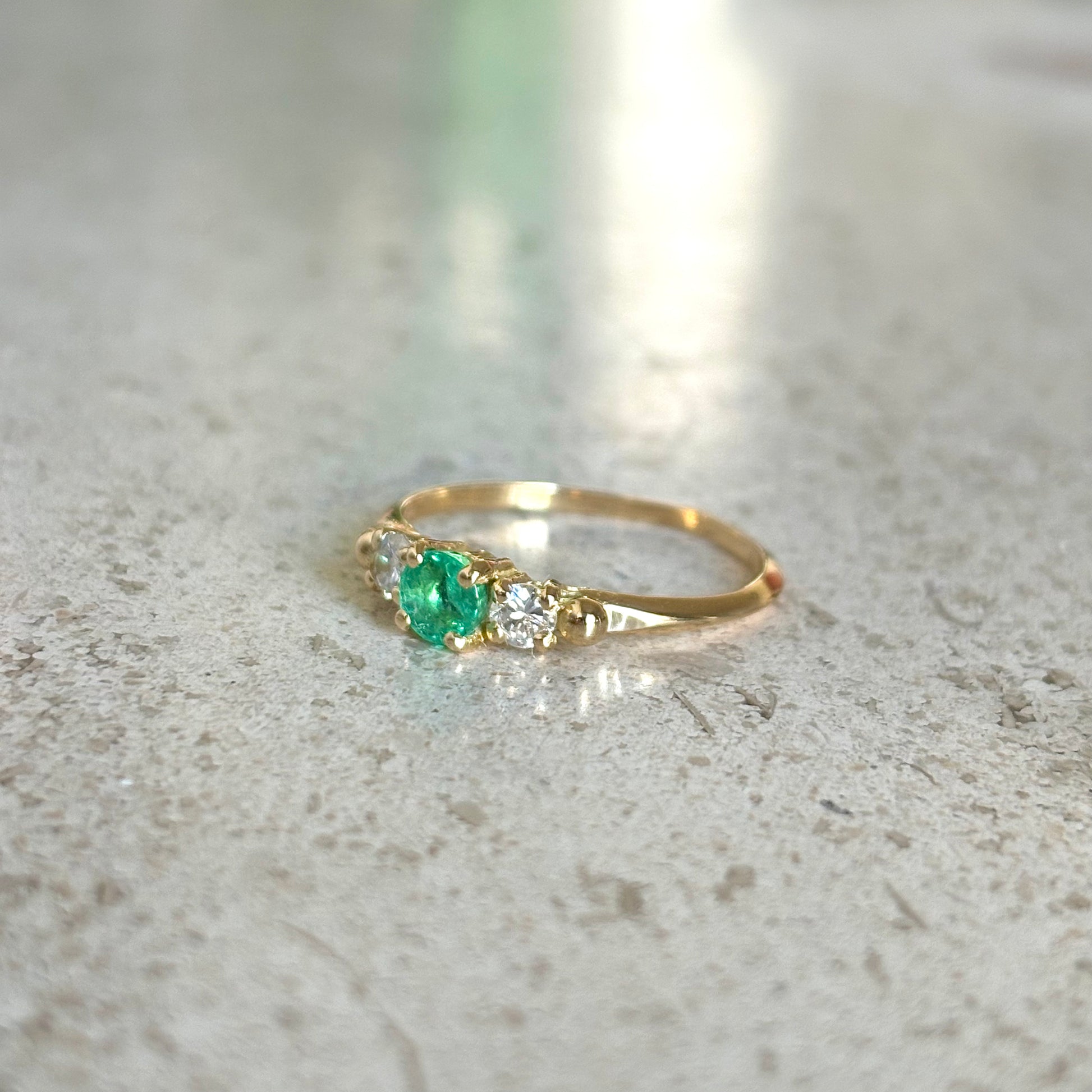 Bague Ponyo - Or Jaune 750 Émeraude & Diamants