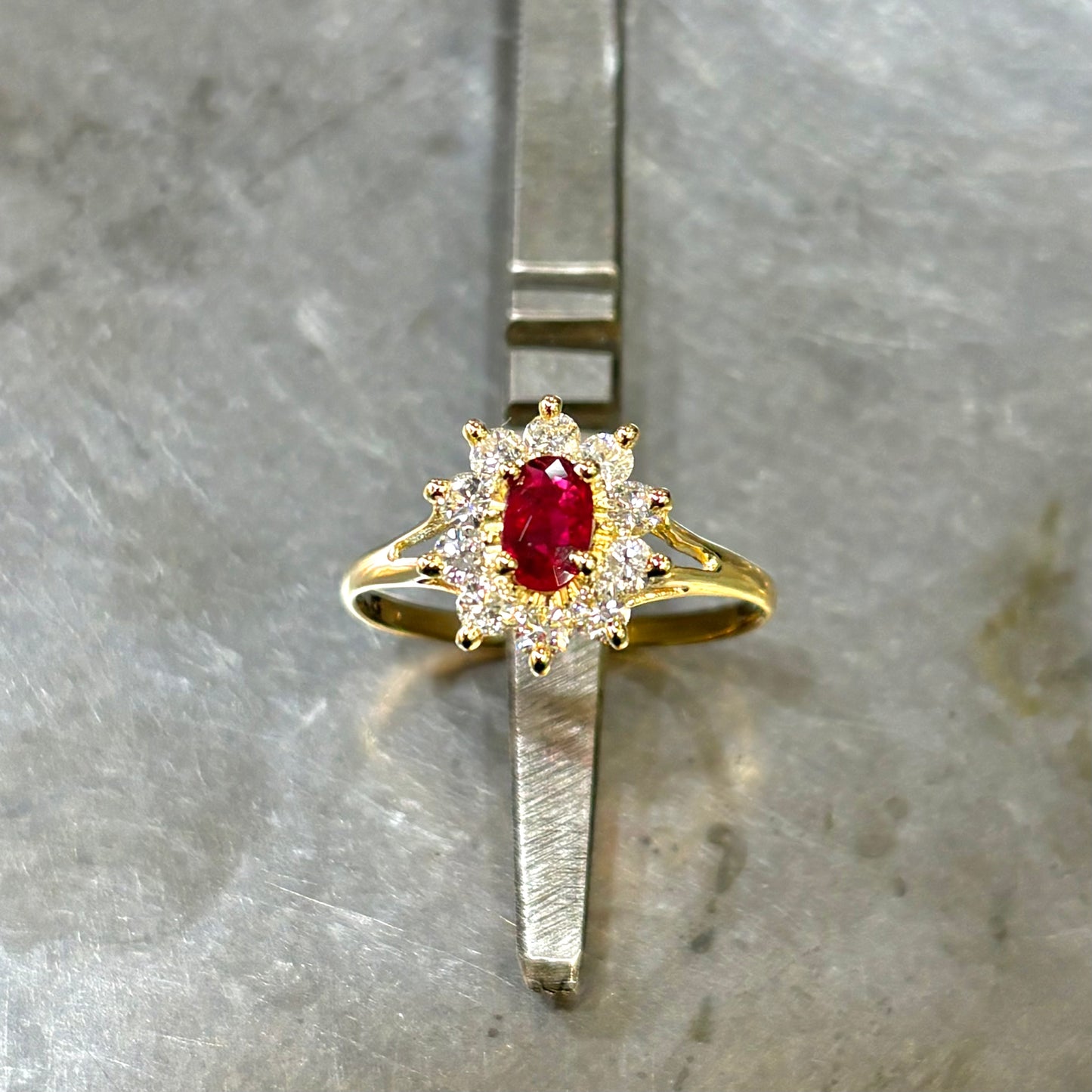 Bague Marguerite - Or Jaune 750 Rubis & Diamants