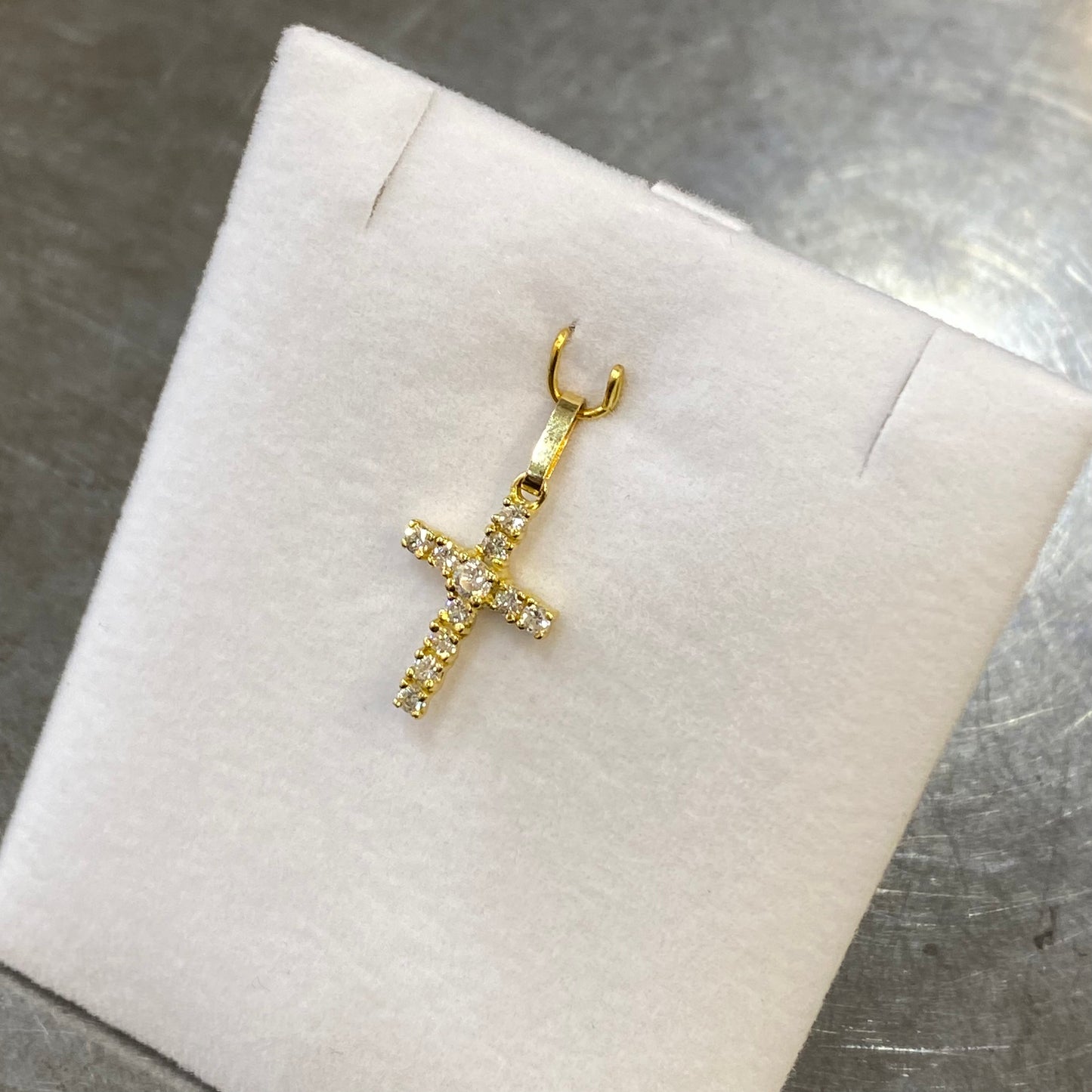 Pendentif Croix - Or Jaune 750 & Diamants