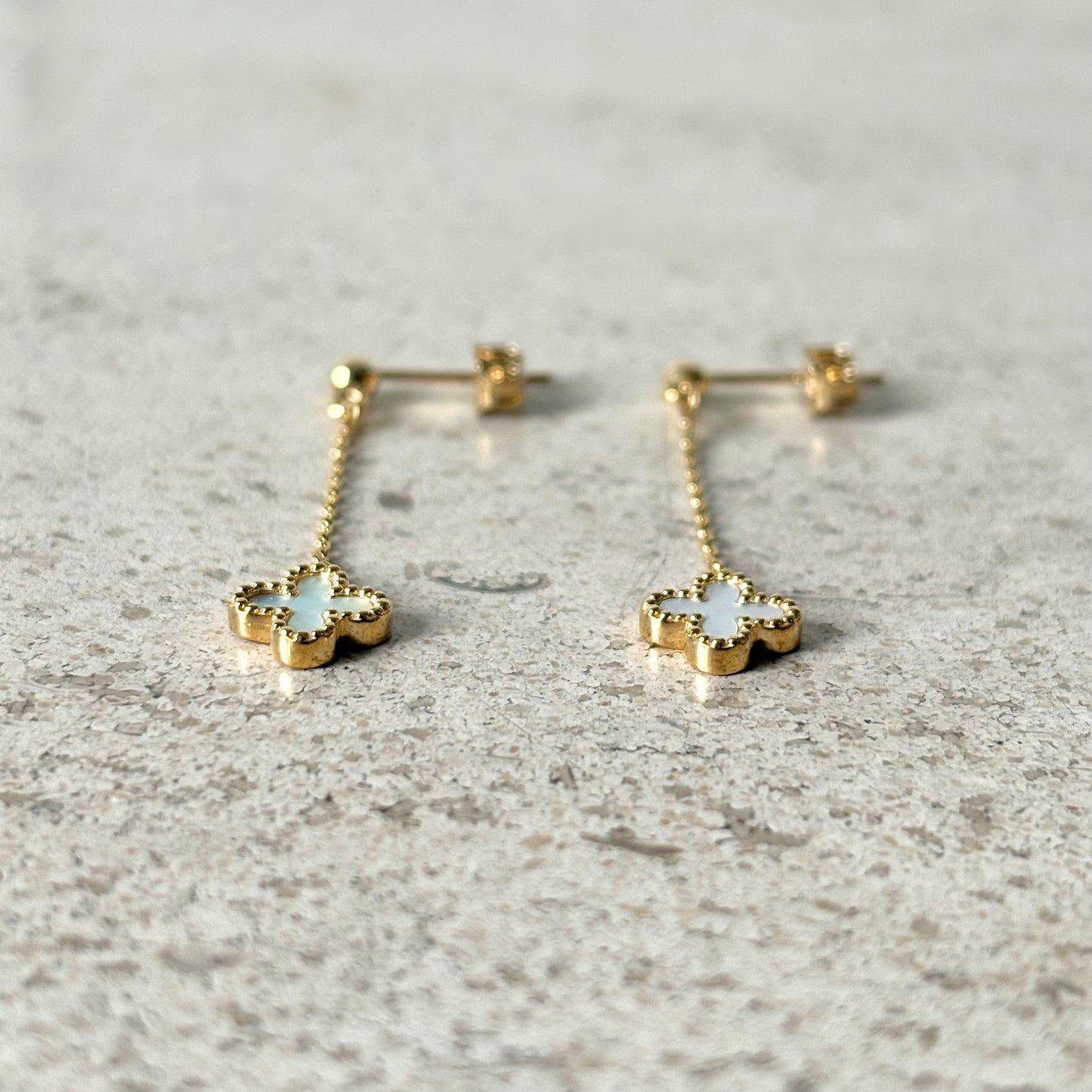 Boucles D'oreilles Trèfles - Or Jaune 750 & Nacre