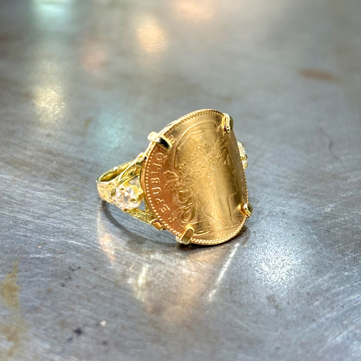 Bague Pièce - Or Jaune 750 & Pièce 10 Marianne Coq & Diamants