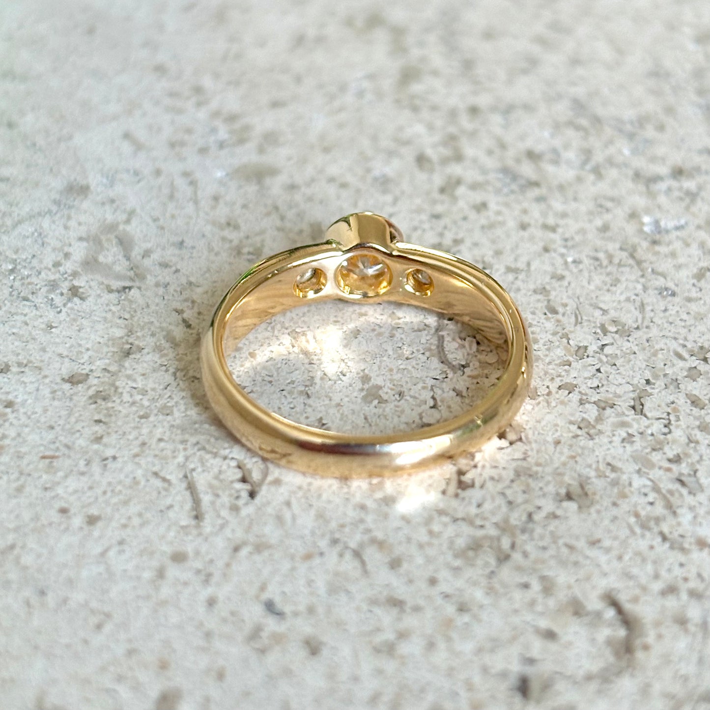 Bague Solitaire - Or Jaune 750 & Diamants
