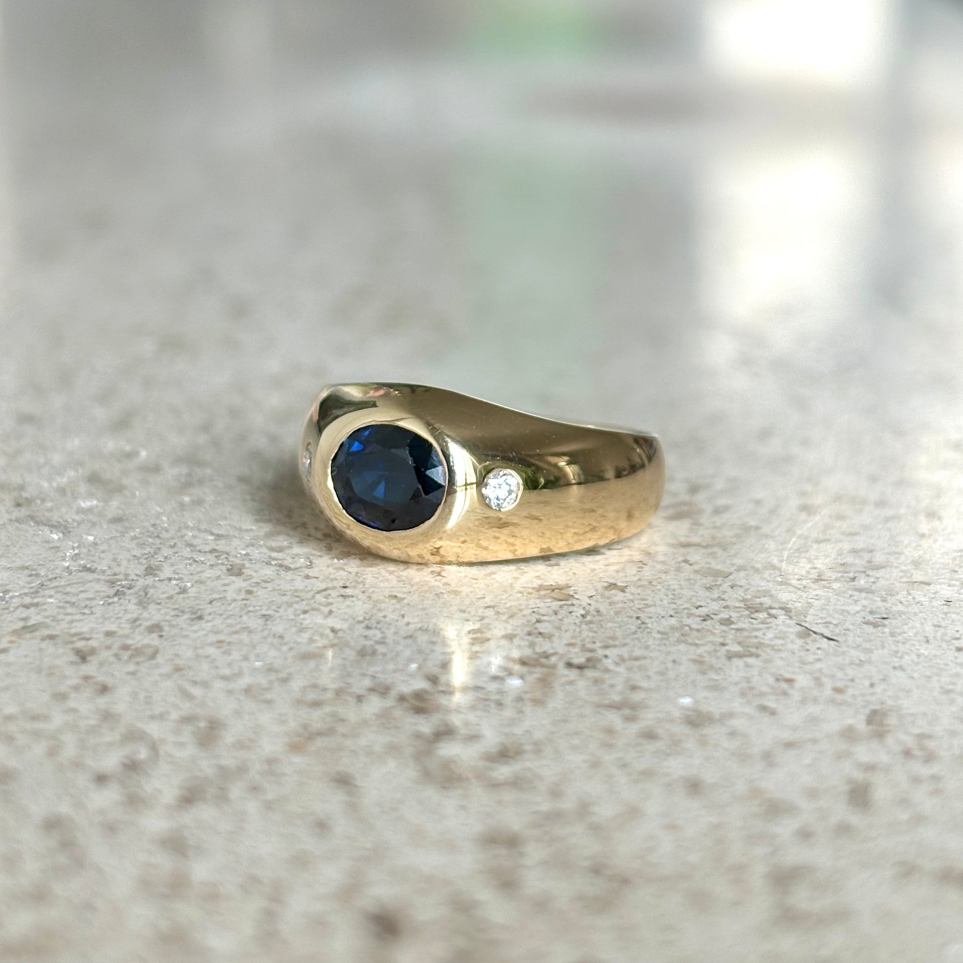 Bague Jonc - Or Jaune 750 Saphir & Diamants