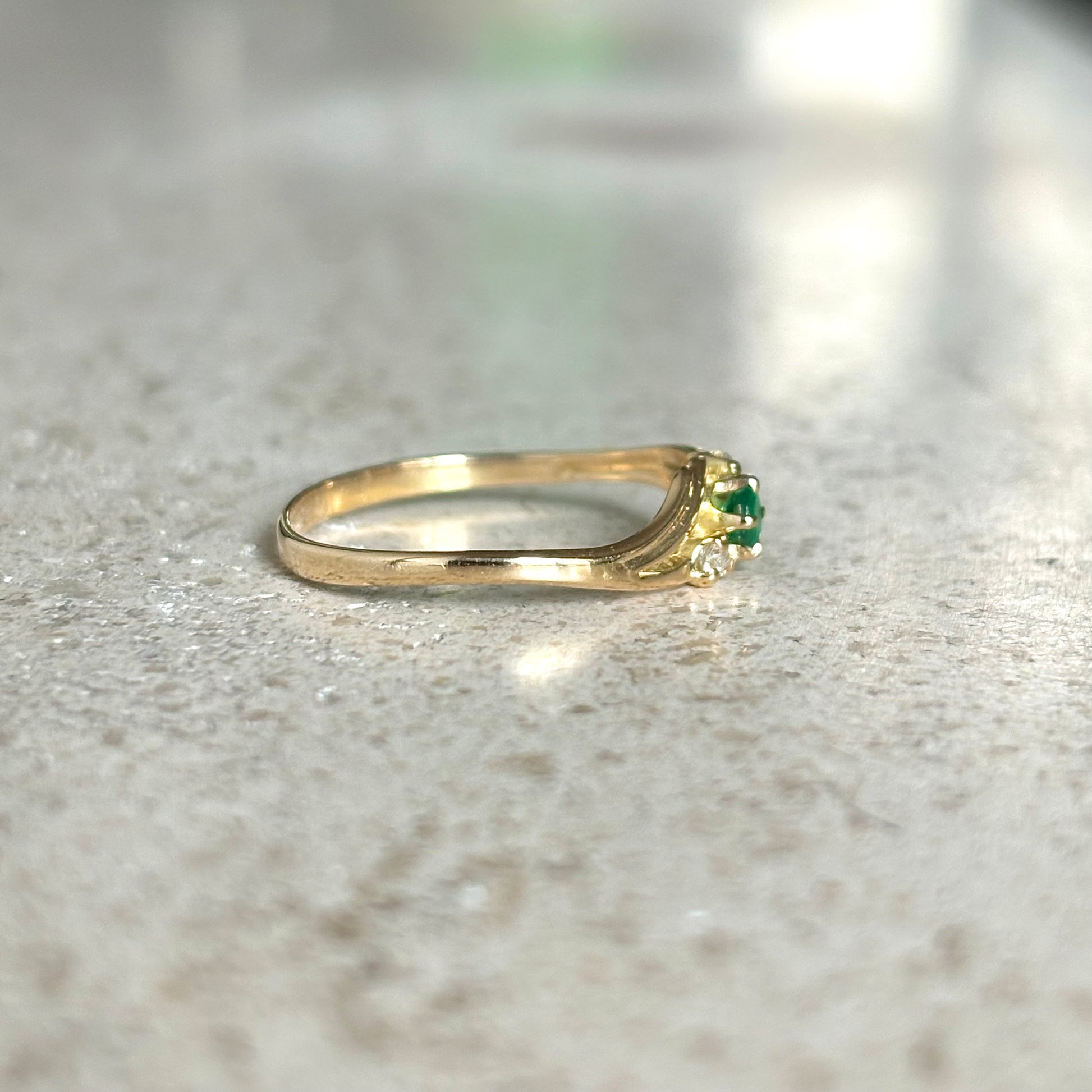 Bague Trilogie - Or Jaune 750 Émeraude & Diamants