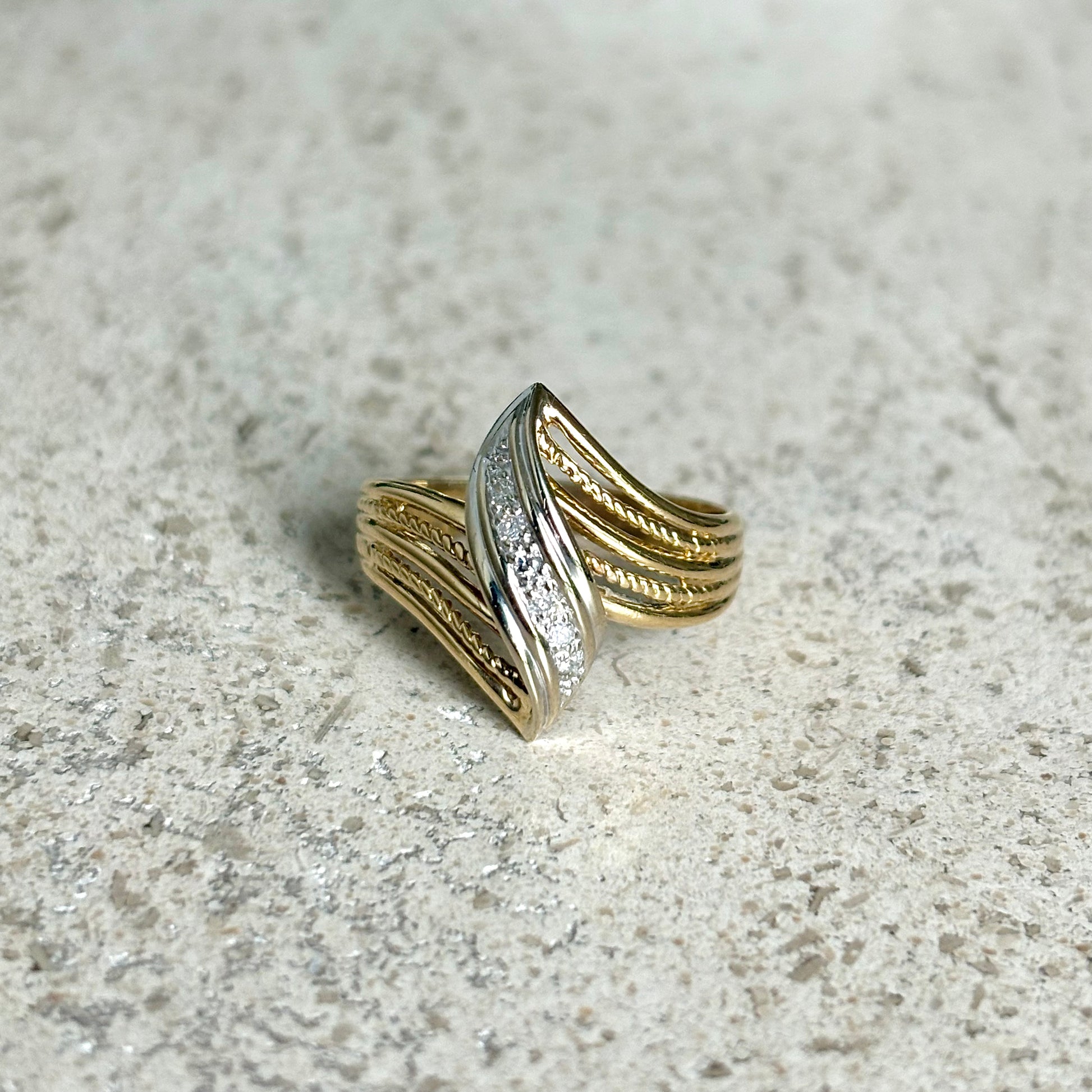 Bague Rubans Vintage - Or Jaune/Blanc 750 & Diamants