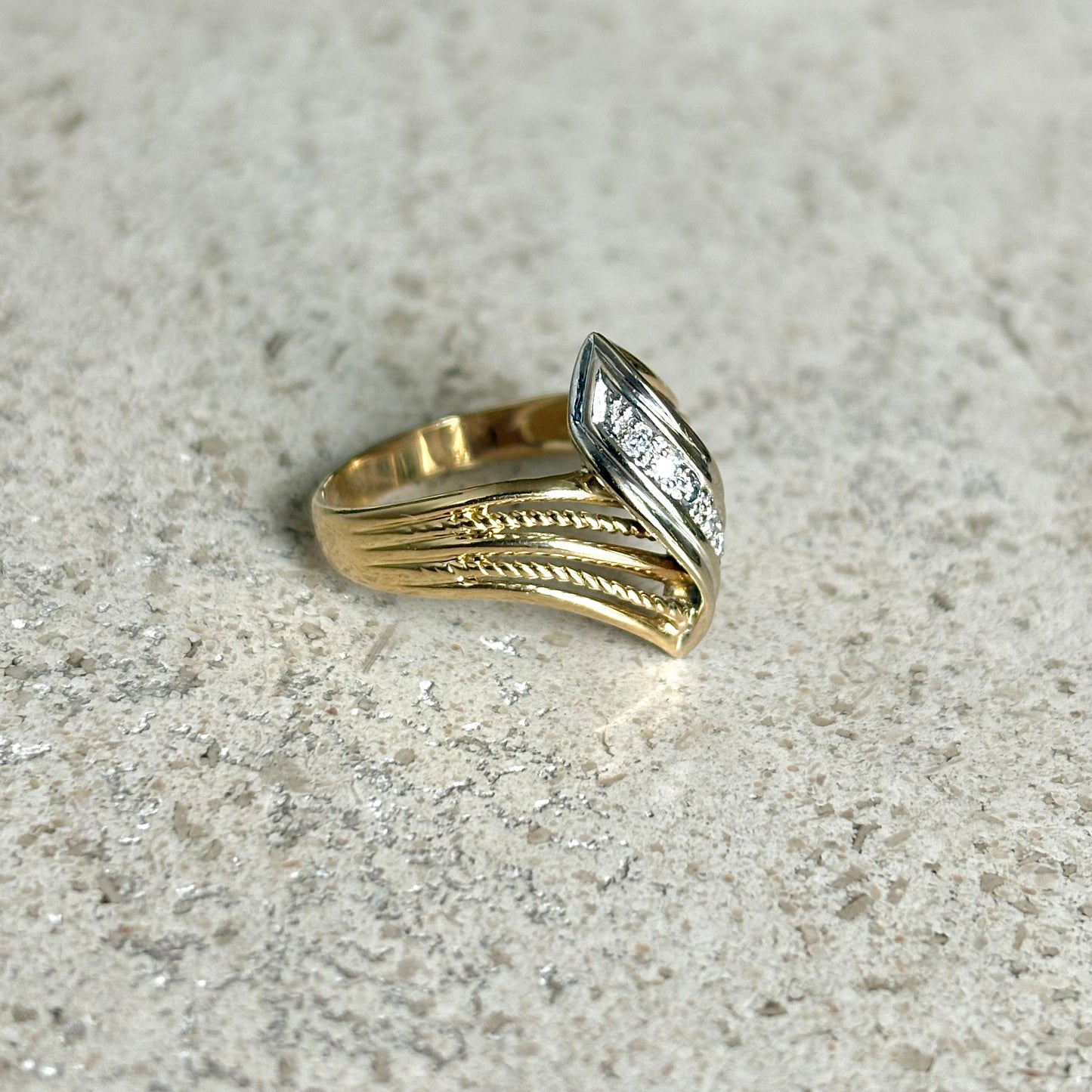 Bague Rubans Vintage - Or Jaune/Blanc 750 & Diamants