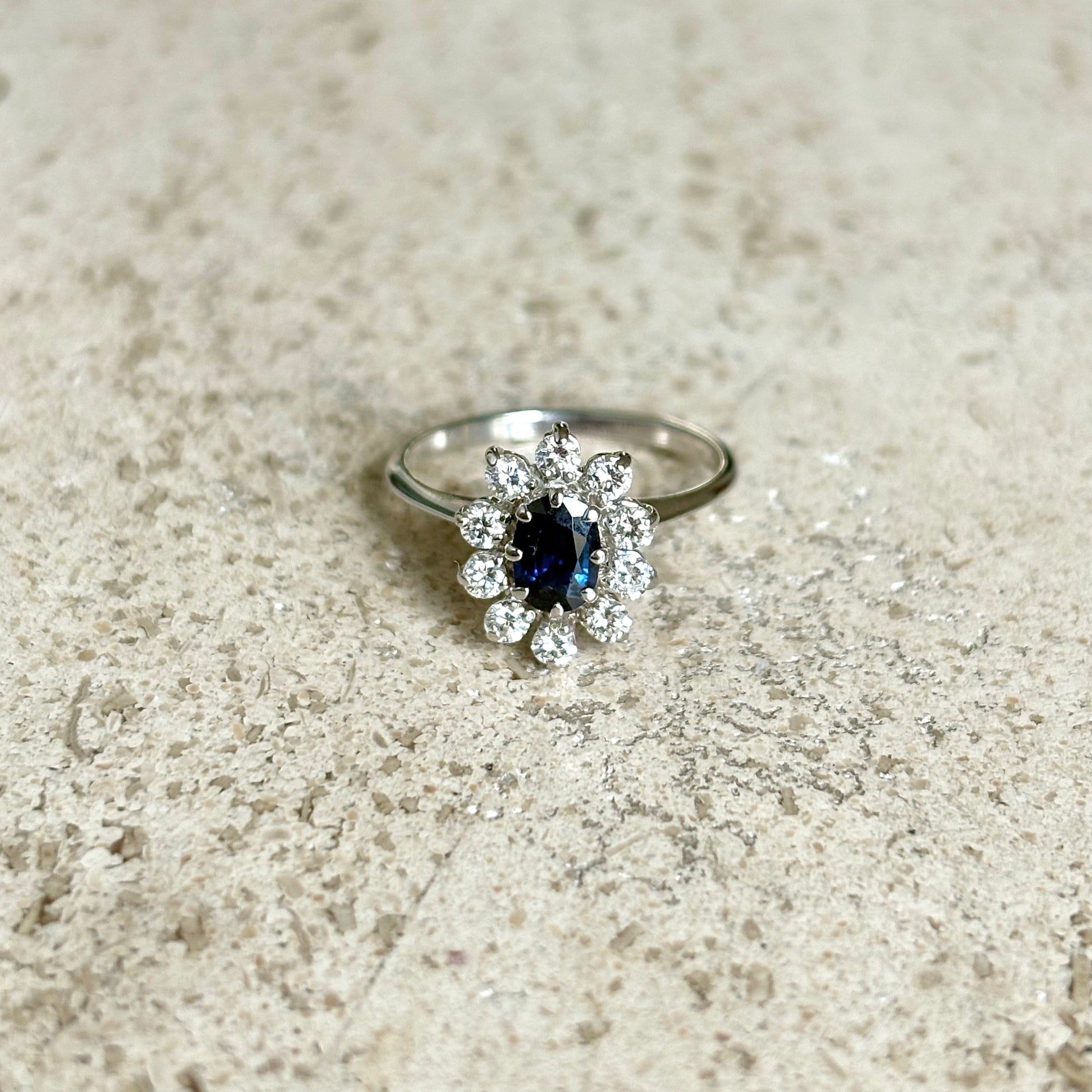 Bague Marguerite - Or Blanc 750 Saphir & Diamants