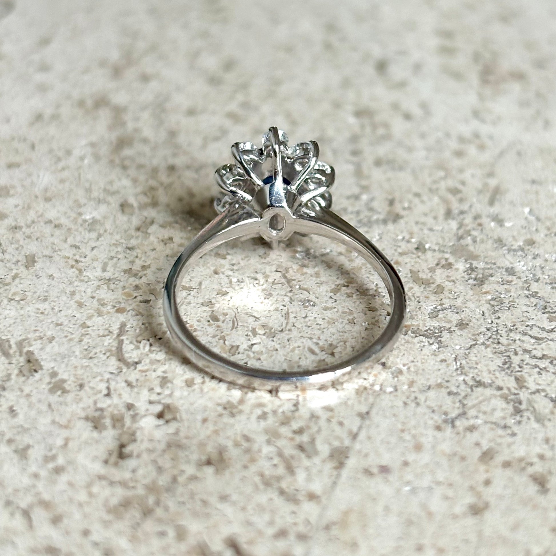 Bague Marguerite - Or Blanc 750 Saphir & Diamants