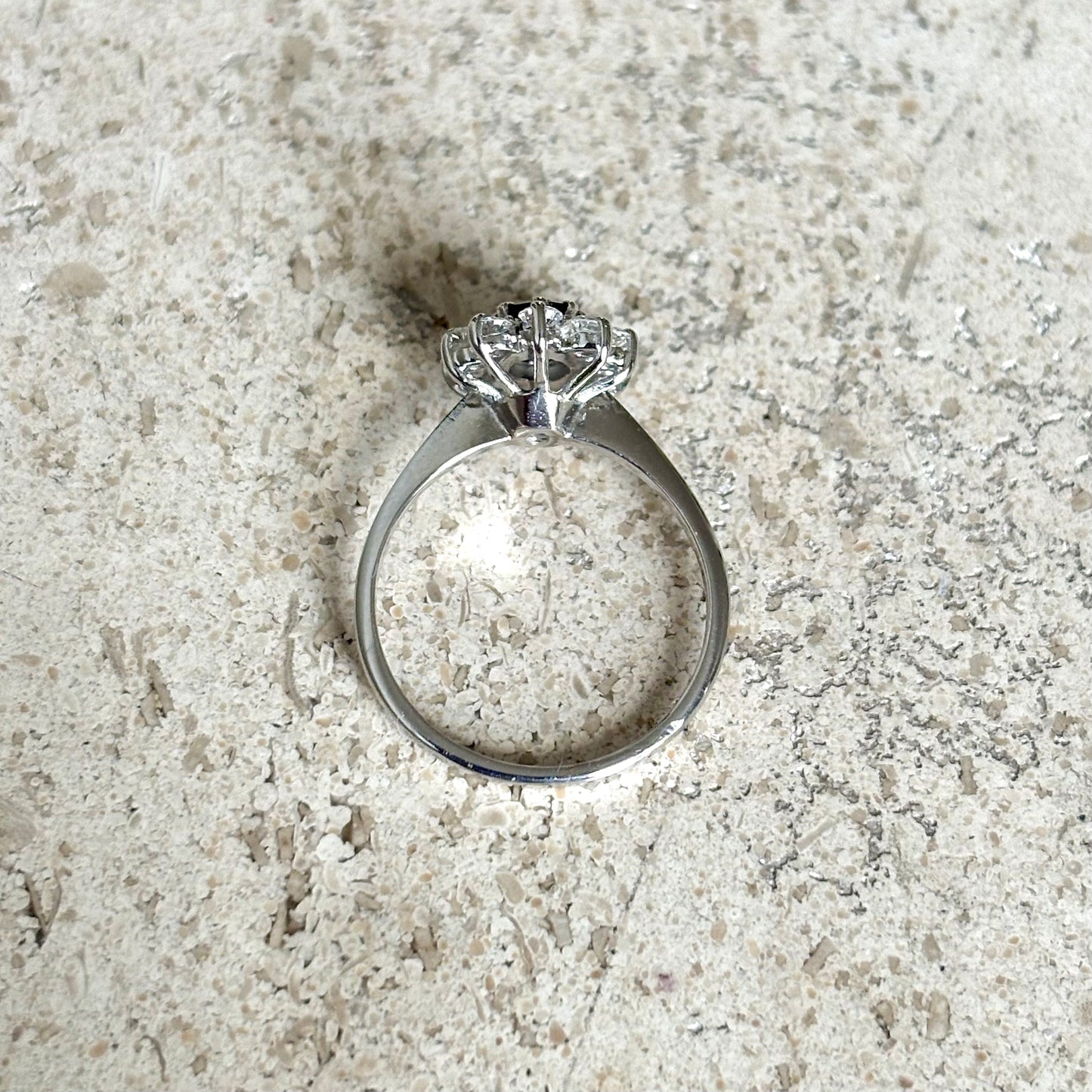 Bague Marguerite - Or Blanc 750 Saphir & Diamants