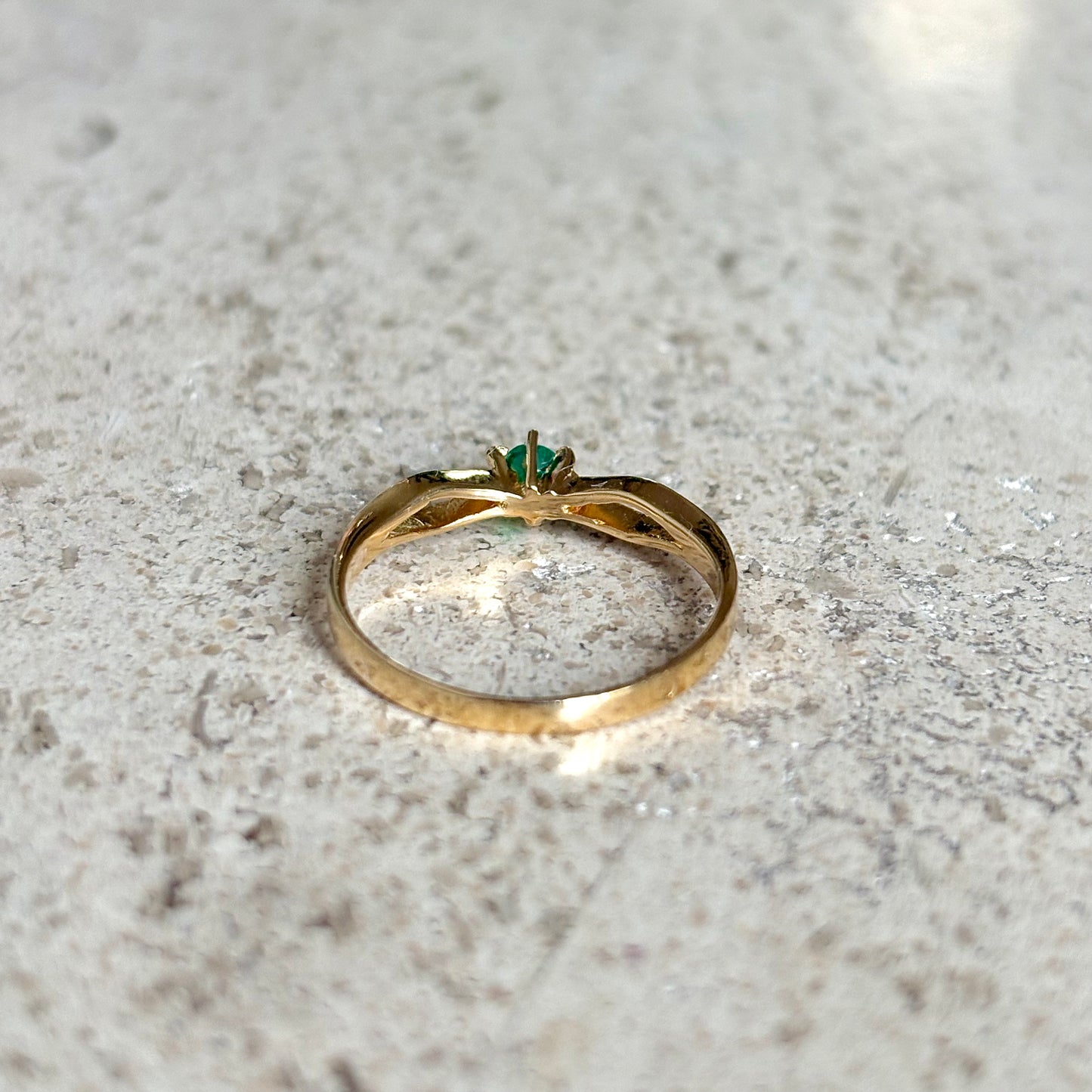 Bague Vintage - Or Jaune 750 & Émeraude