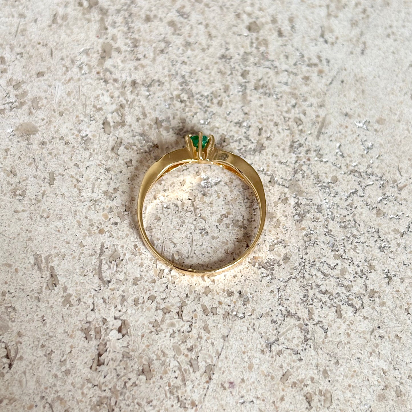 Bague Vintage - Or Jaune 750 & Émeraude