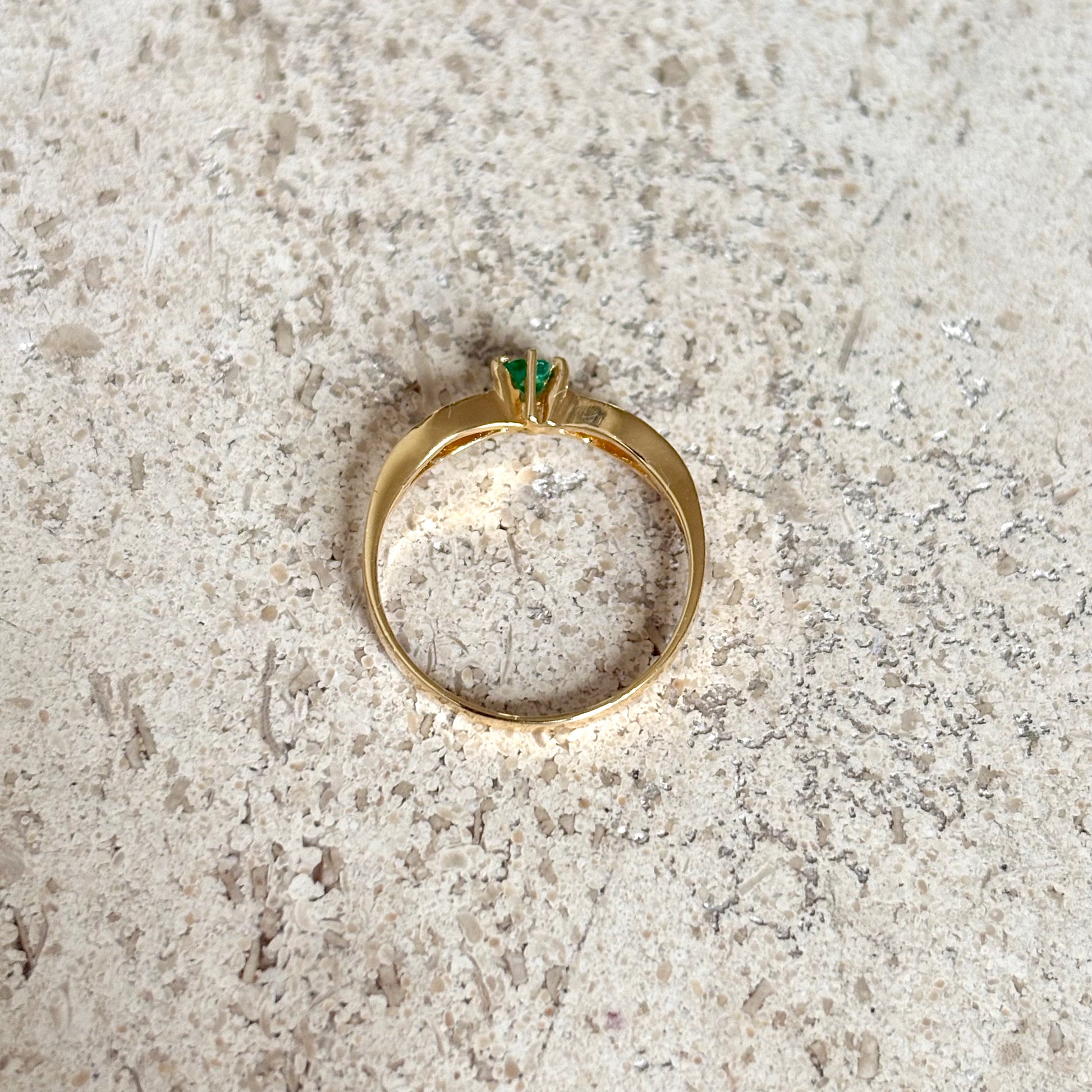 Bague Vintage - Or Jaune 750 & Émeraude