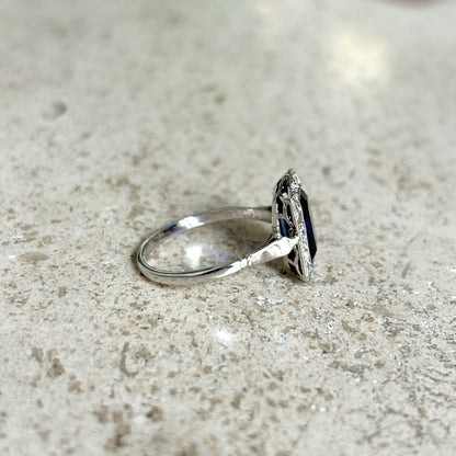Bague Art Déco Vintage - Or Blanc 750 Diamants & Saphir