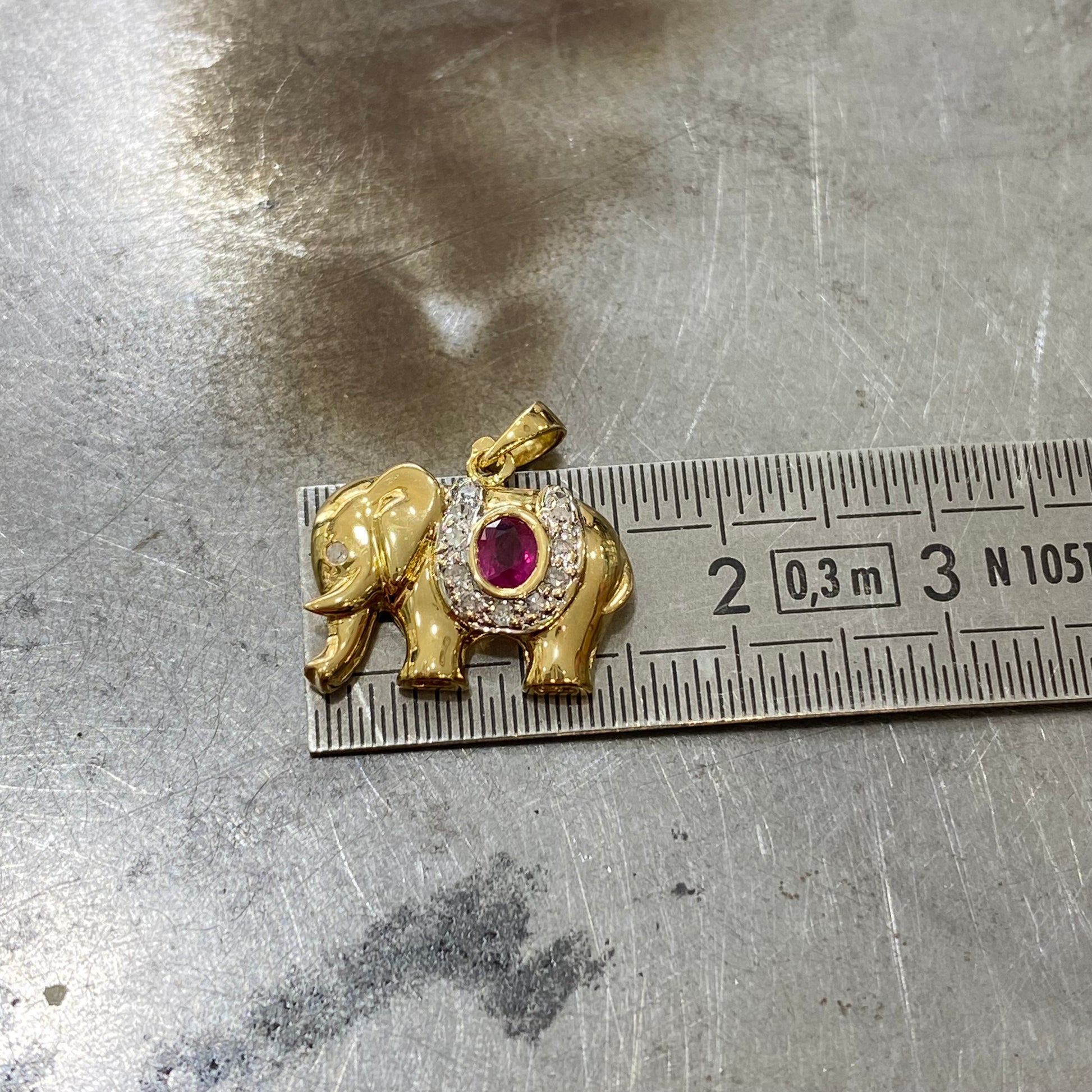 Pendentif Éléphant - Or Jaune 750 Rubis & Diamants Occasion