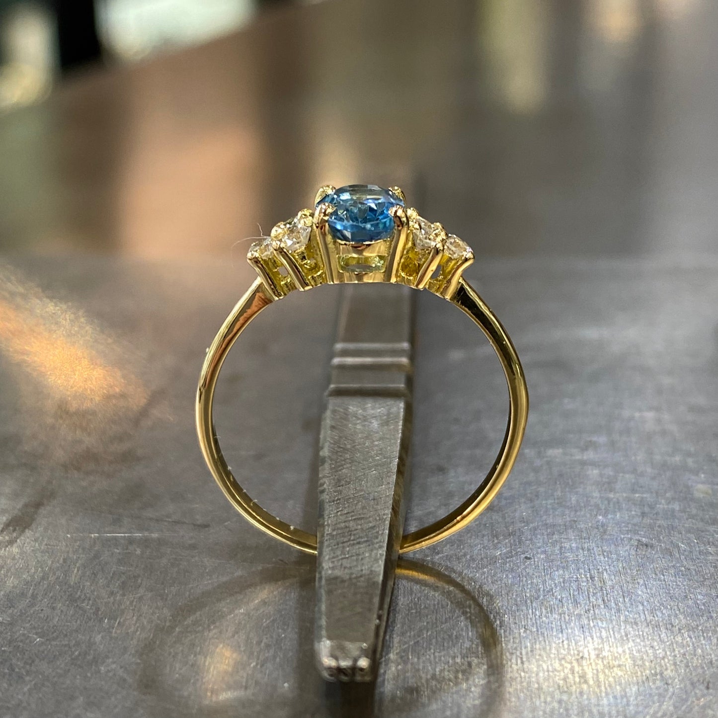 Bague Nausicaä - Or Jaune 750 Topaze Blue London & Diamants