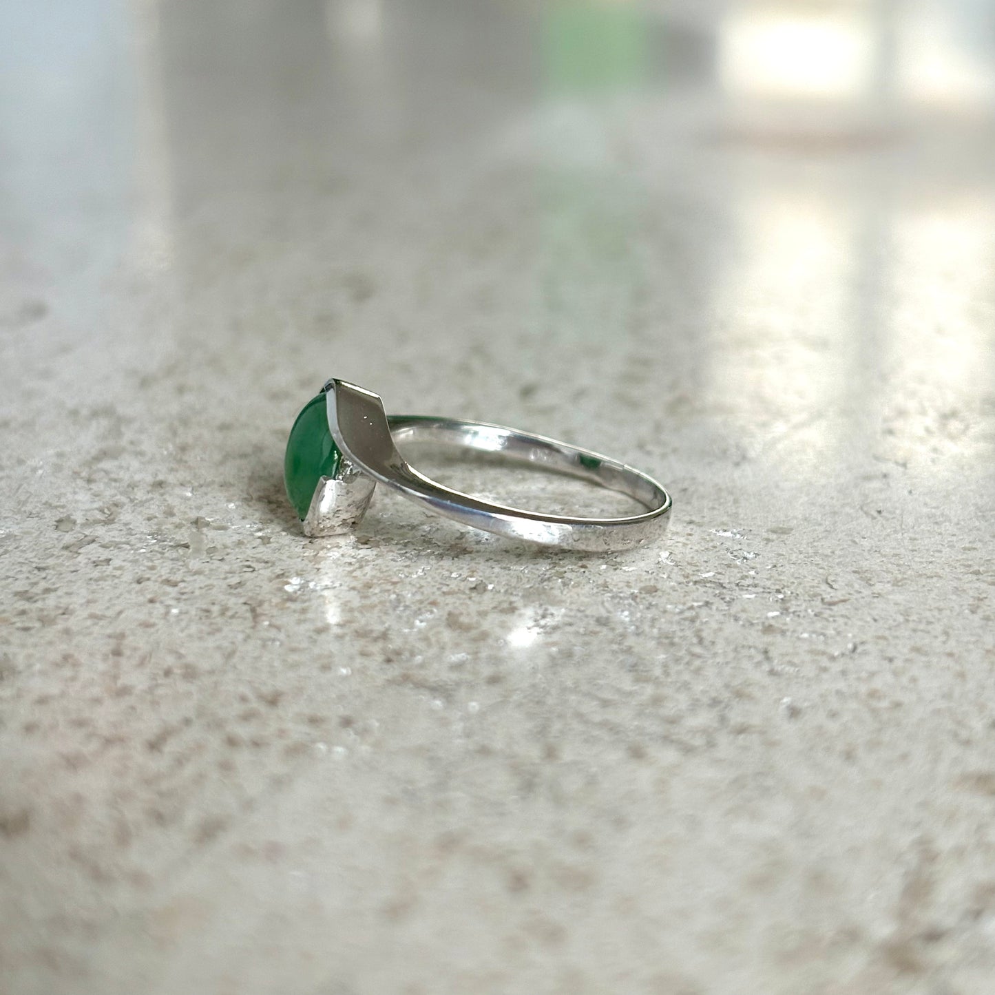 Bague Cabochon - Or Blanc 750 Aventurine & Diamant