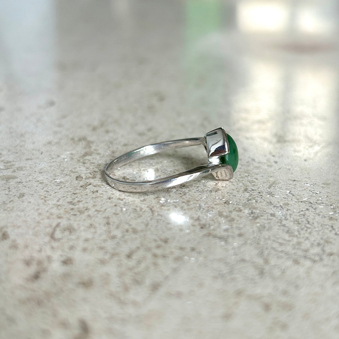 Bague Cabochon - Or Blanc 750 Aventurine & Diamant