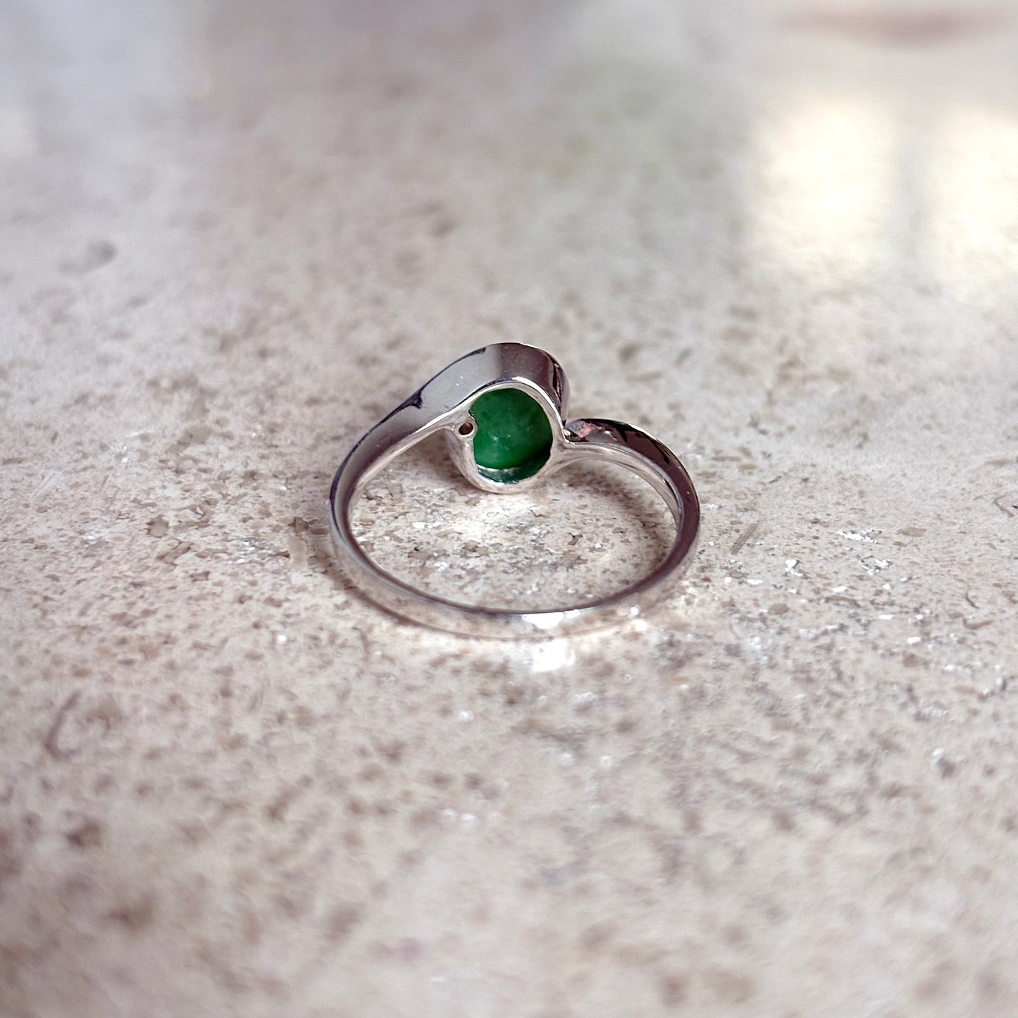 Bague Cabochon - Or Blanc 750 Aventurine & Diamant