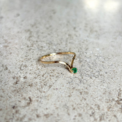 Bague V - Or Jaune 750 & Émeraude